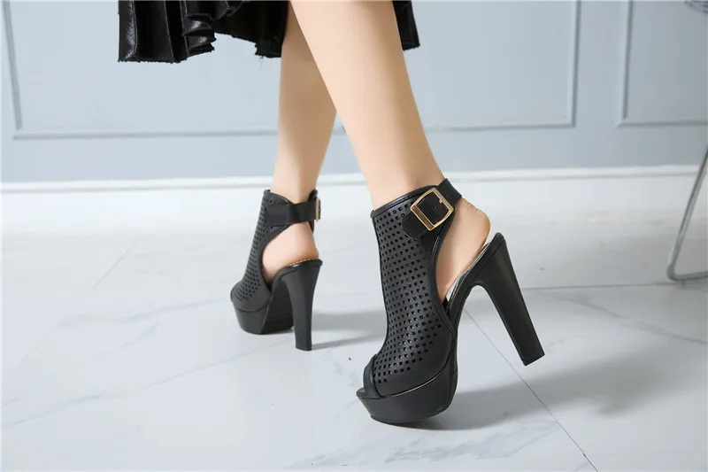 Sexy Open Toe Summer Ankle Boots For Women Fashion Buckle High Heels Sandal Women Red White Yellow Party Wedding Shoes Lady Boot