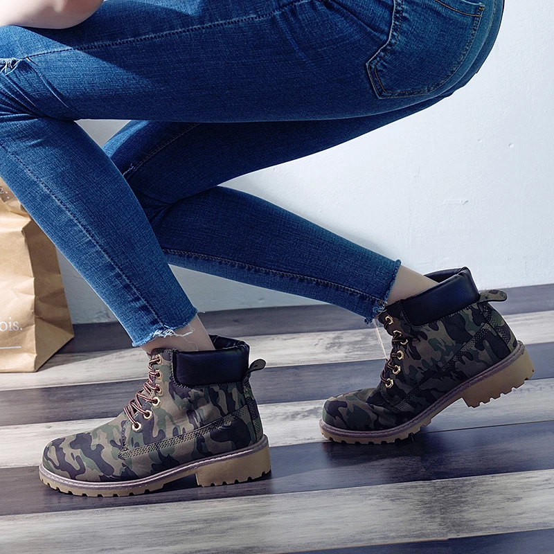 2020 Hot New Autumn Early Winter Shoes Women Flat Heel Boots Fashion Keep warm Women's Boots Brand Woman Ankle Botas Camouflage