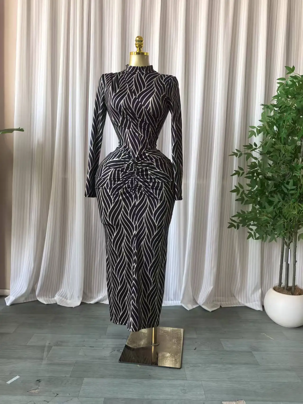 CM.YAYA Women Leaf Printed Wrap Front Ruched Stacked Midi Bodycon Maxi Dress 2026 Street Holiday Vacation Long Dresses Vestidos CM.YAYA Women Leaf Printed Wrap Front Ruched Stacked Midi Bodycon Maxi Dress 2026 Street Holiday Vacation Long Dresses Vestidos