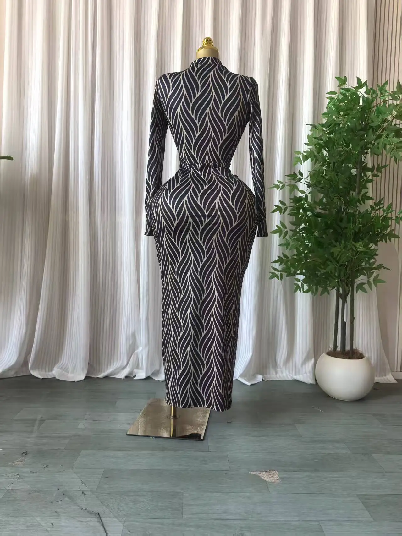 CM.YAYA Women Leaf Printed Wrap Front Ruched Stacked Midi Bodycon Maxi Dress 2026 Street Holiday Vacation Long Dresses Vestidos CM.YAYA Women Leaf Printed Wrap Front Ruched Stacked Midi Bodycon Maxi Dress 2026 Street Holiday Vacation Long Dresses Vestidos
