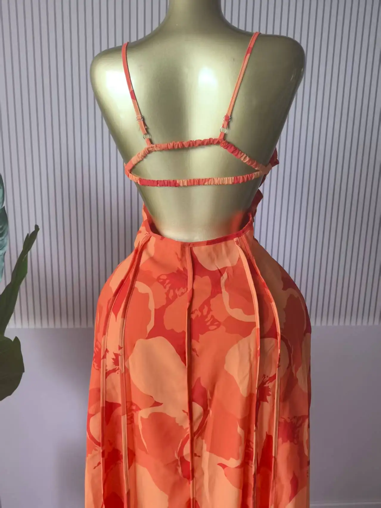 CM.YAYA Women Floral Printed Strap Backless Bra Front Big Swing Maxi Long Dress 2025 Vintage Sexy Club Party Evening Dresses CM.YAYA Women Floral Printed Strap Backless Bra Front Big Swing Maxi Long Dress 2025 Vintage Sexy Club Party Evening Dresses