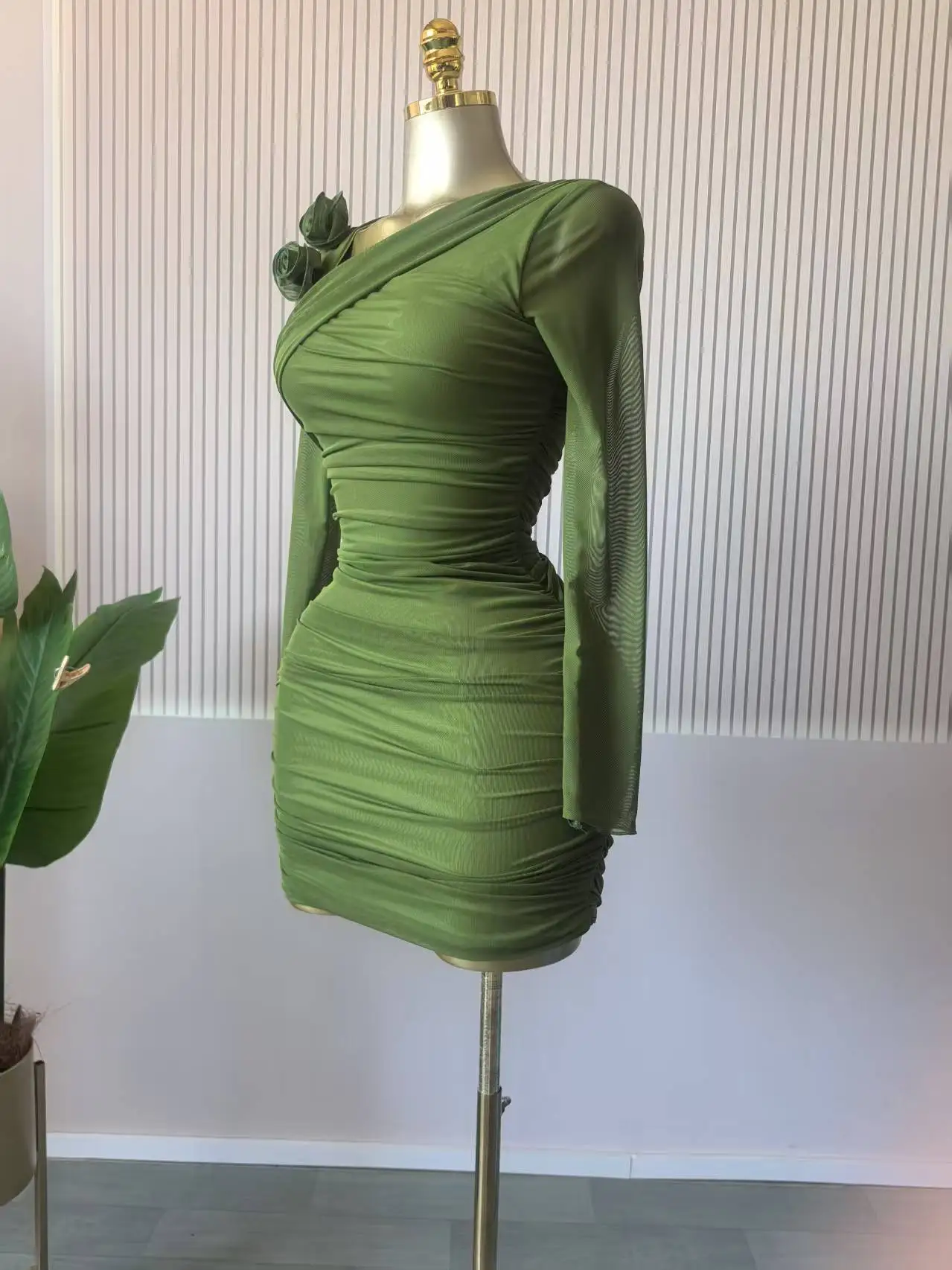 GLCMYAYA Women Long Sleeve Floral Applique Skew Collar Stacked Ruched Bodycon Midi Dress Vacation Holiday Party Birthday Dresses