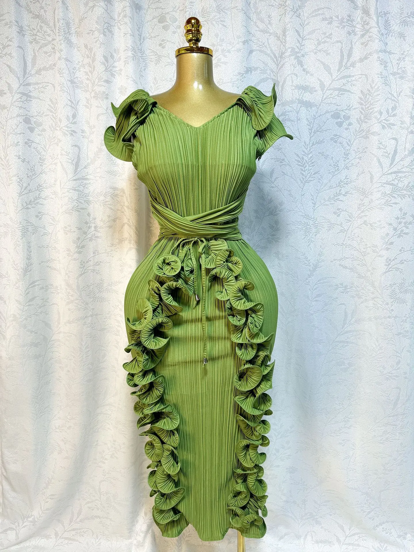 CM.YAYA Women Ruffles Splicing V-neck Sleeveless Bodycon Midi Pleated Maxi Long Dress 2025 Birthday Sexy Club Party Even Dresses CM.YAYA Women Ruffles Splicing V-neck Sleeveless Bodycon Midi Pleated Maxi Long Dress 2025 Birthday Sexy Club Party Even Dresses