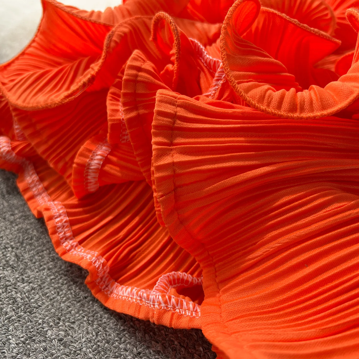 CM.YAYA Women Ruffles Splicing V-neck Sleeveless Bodycon Midi Pleated Maxi Long Dress 2025 Birthday Sexy Club Party Even Dresses CM.YAYA Women Ruffles Splicing V-neck Sleeveless Bodycon Midi Pleated Maxi Long Dress 2025 Birthday Sexy Club Party Even Dresses