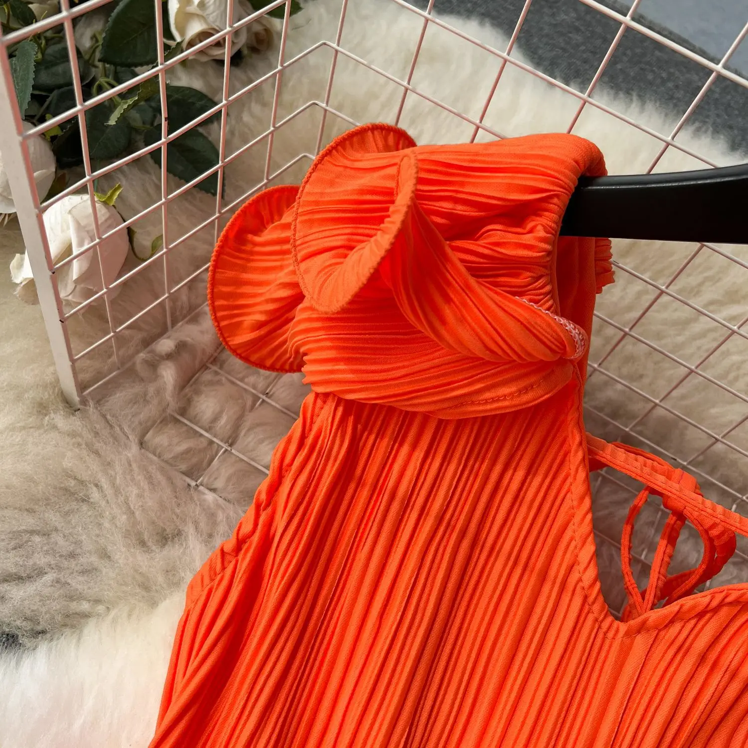 CM.YAYA Women Ruffles Splicing V-neck Sleeveless Bodycon Midi Pleated Maxi Long Dress 2025 Birthday Sexy Club Party Even Dresses CM.YAYA Women Ruffles Splicing V-neck Sleeveless Bodycon Midi Pleated Maxi Long Dress 2025 Birthday Sexy Club Party Even Dresses