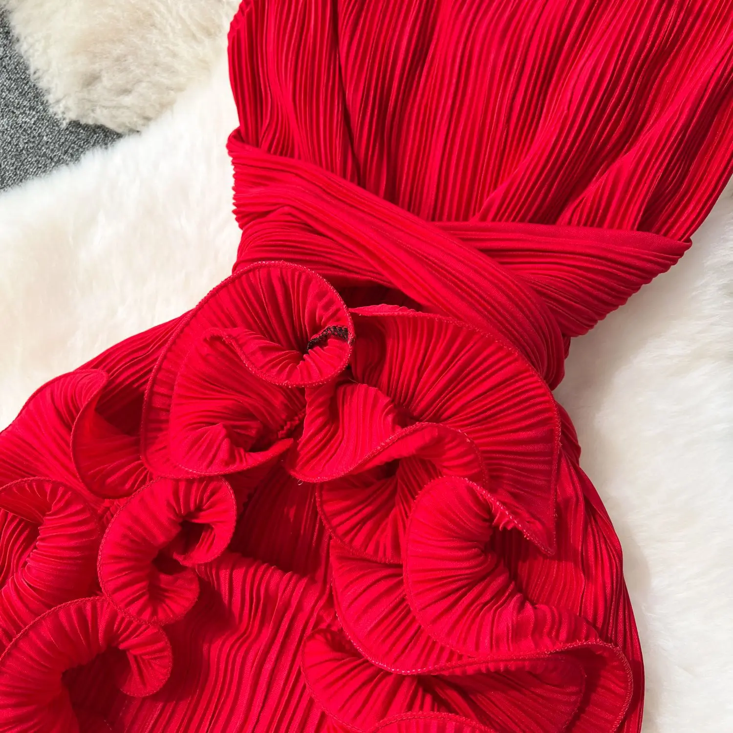 CM.YAYA Women Ruffles Splicing V-neck Sleeveless Bodycon Midi Pleated Maxi Long Dress 2025 Birthday Sexy Club Party Even Dresses CM.YAYA Women Ruffles Splicing V-neck Sleeveless Bodycon Midi Pleated Maxi Long Dress 2025 Birthday Sexy Club Party Even Dresses