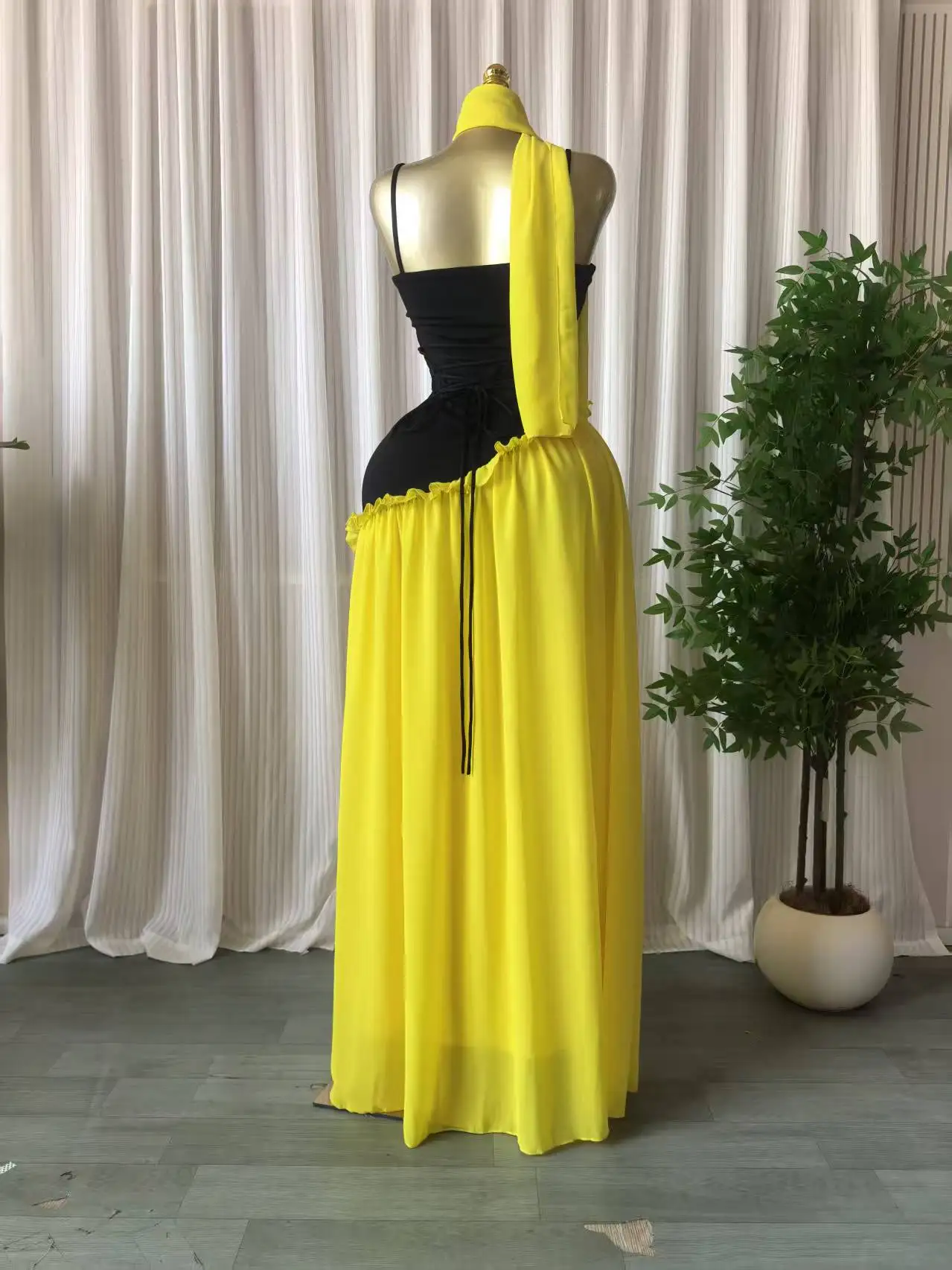 GLCMYAYA Women Sleeveless Strap Patchwork Ruffles A-line Long Dress with Scarf 2026 Street Beach Evening Birthday Party Dresses GLCMYAYA Women Sleeveless Strap Patchwork Ruffles A-line Long Dress with Scarf 2026 Street Beach Evening Birthday Party Dresses