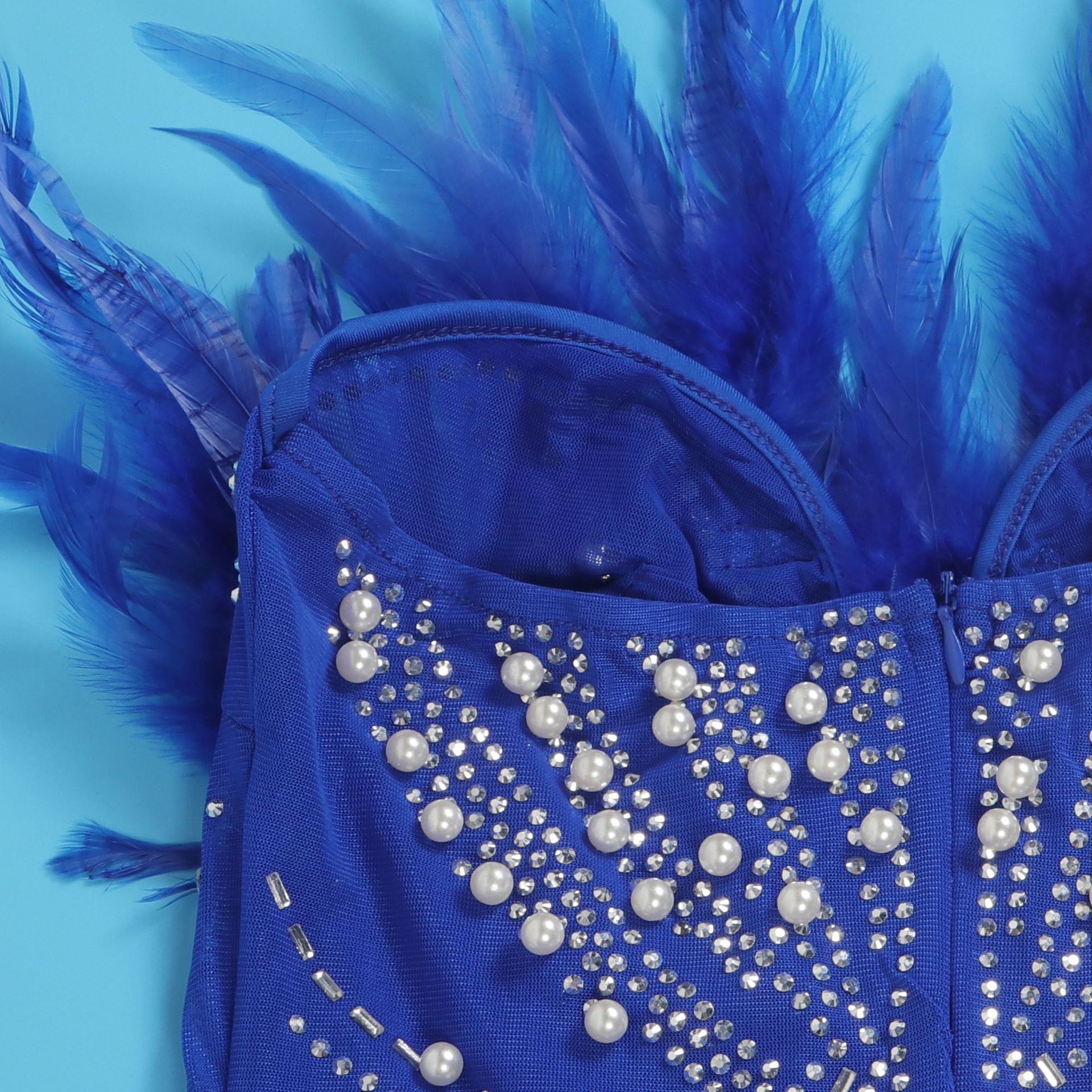 CM.YAYA Women Diamonds Hot Rhinestones Feather Mesh Strapless Plunging V-neck Bodycon Midi Dress 2023 Sexy Party Evening Dresses