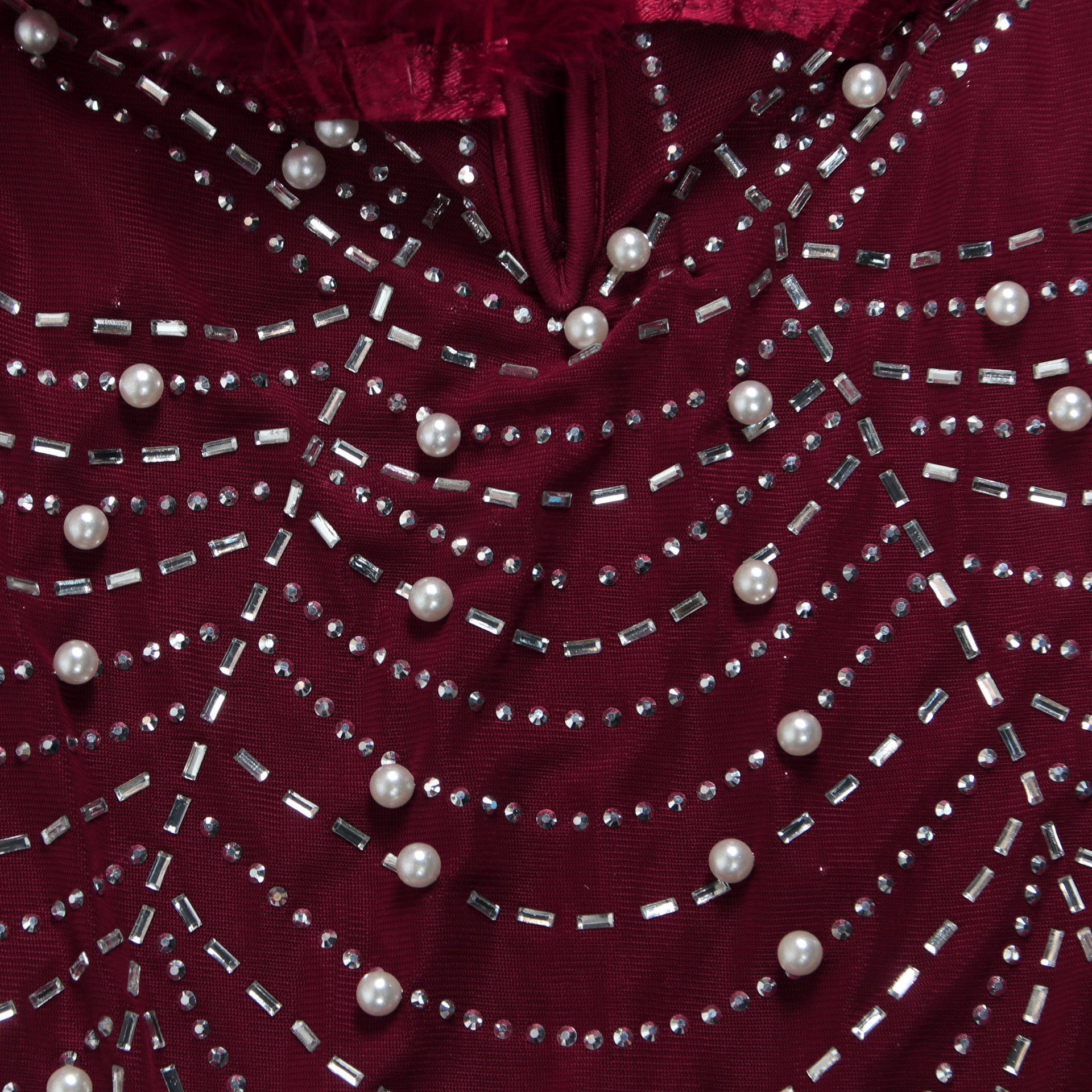 CM.YAYA Women Diamonds Hot Rhinestones Feather Mesh Strapless Plunging V-neck Bodycon Midi Dress 2023 Sexy Party Evening Dresses