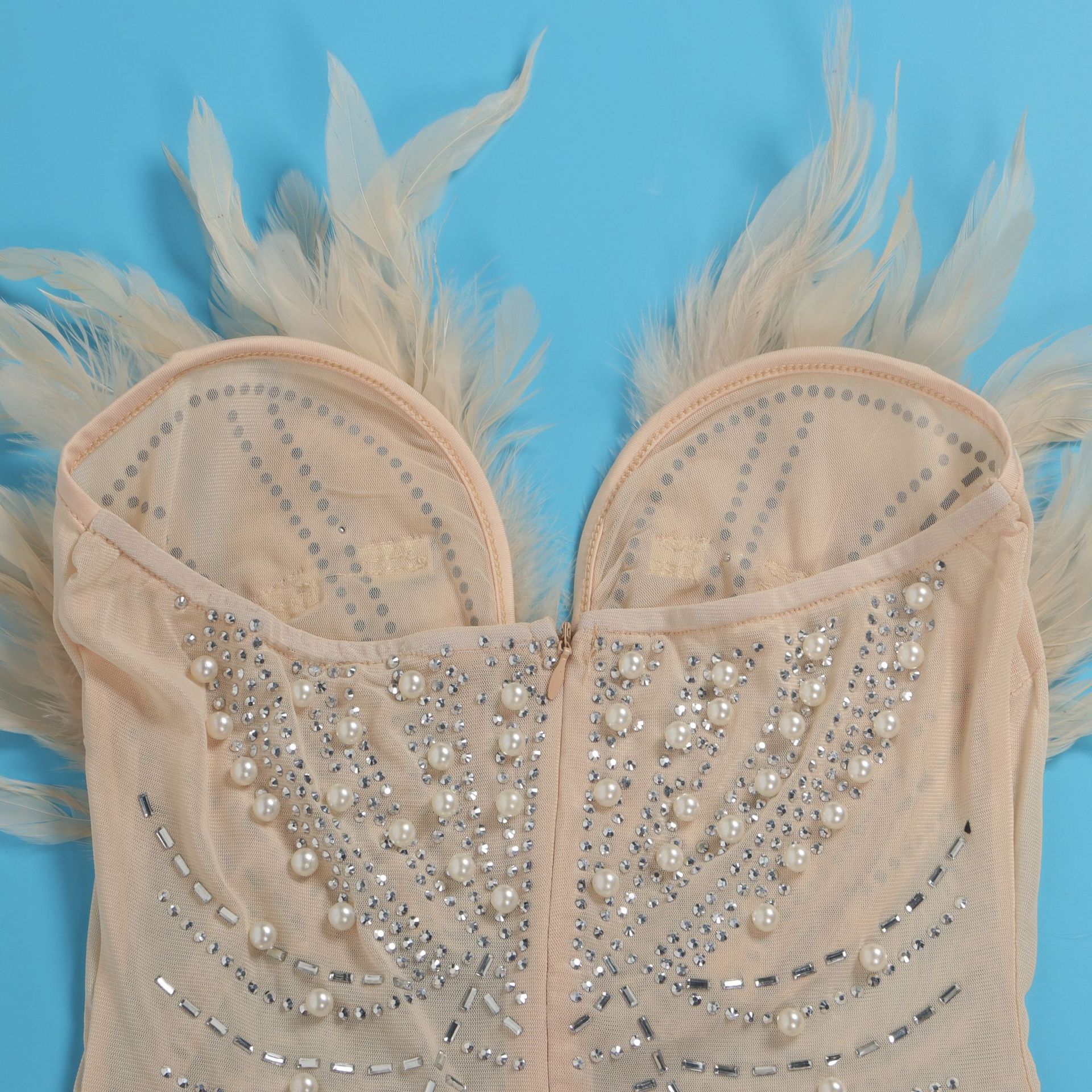 CM.YAYA Women Diamonds Hot Rhinestones Feather Mesh Strapless Plunging V-neck Bodycon Midi Dress 2023 Sexy Party Evening Dresses