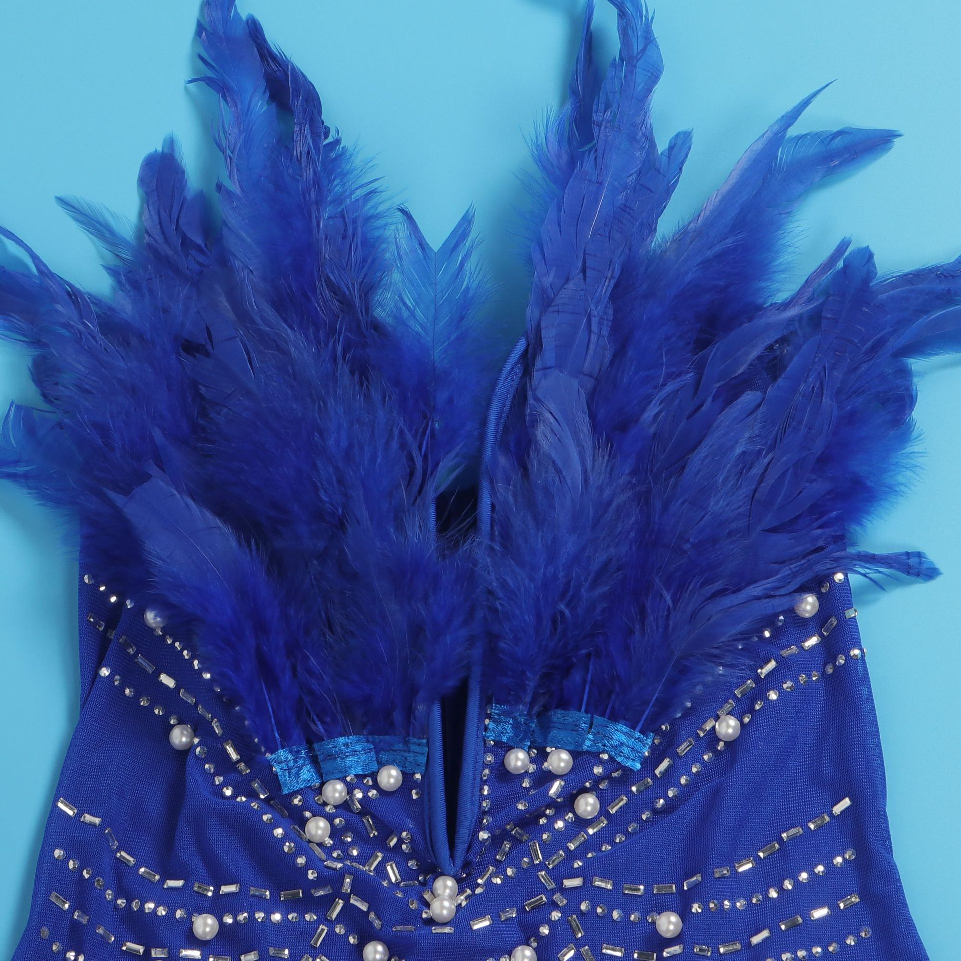 CM.YAYA Women Diamonds Hot Rhinestones Feather Mesh Strapless Plunging V-neck Bodycon Midi Dress 2023 Sexy Party Evening Dresses