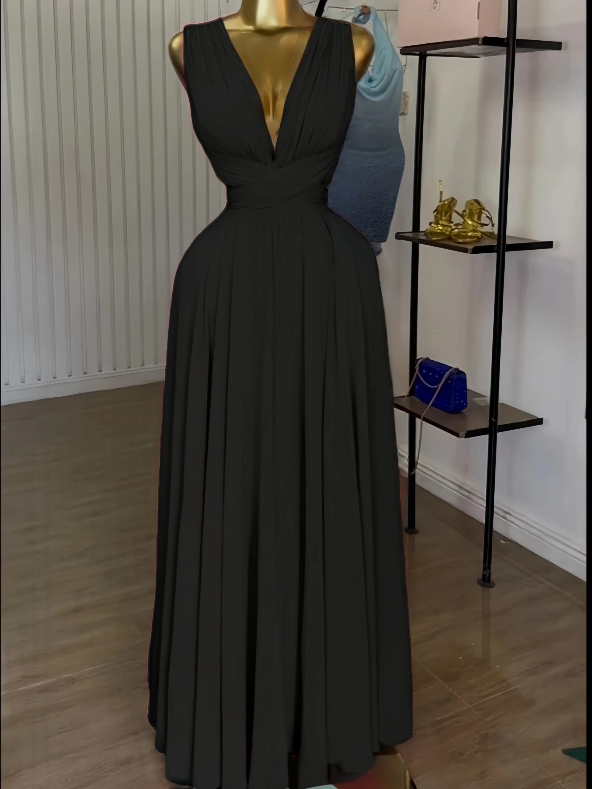 CM.YAYA Women Sleeveless Cutout Back Wrap V-neck Pleated A-line Chiffon Maxi Long Dress Birthday Vacation Sexy Party Dresses