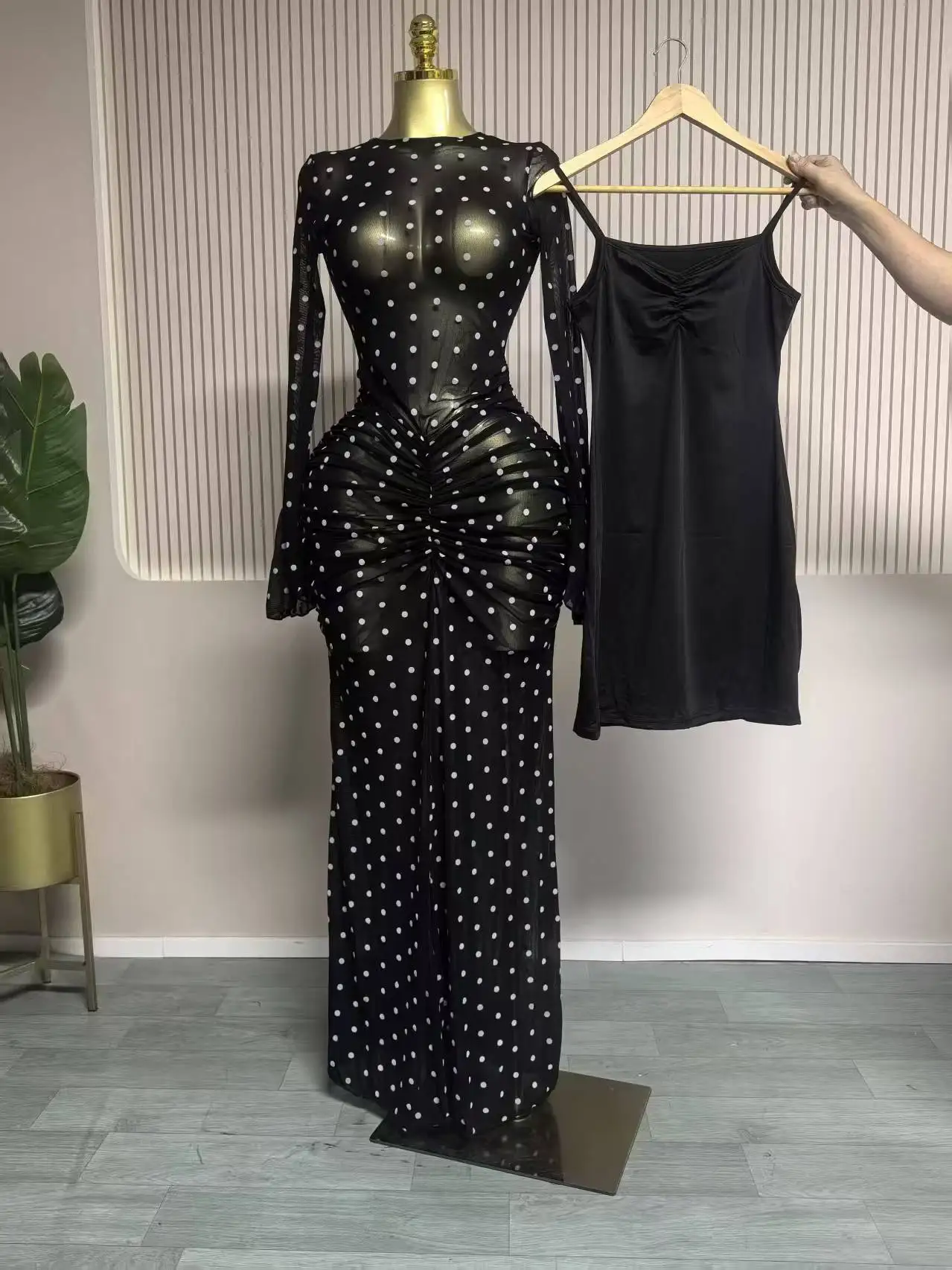 CM.YAYA 2025 Women Flare Long Sleeve Stacked Dot Mesh See Though with Lining Maxi Long Dress Evening Birthday Sexy Party Dresses