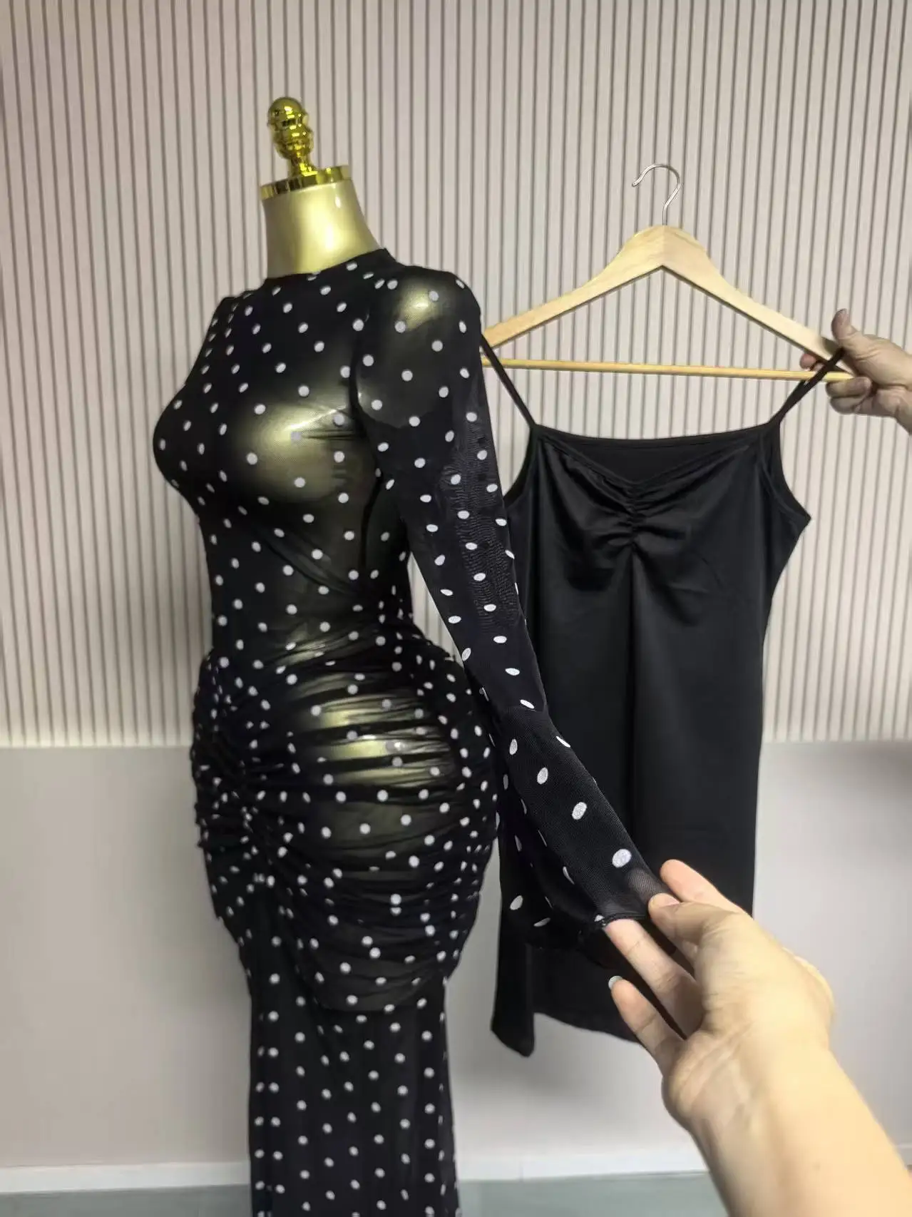 CM.YAYA 2025 Women Flare Long Sleeve Stacked Dot Mesh See Though with Lining Maxi Long Dress Evening Birthday Sexy Party Dresses