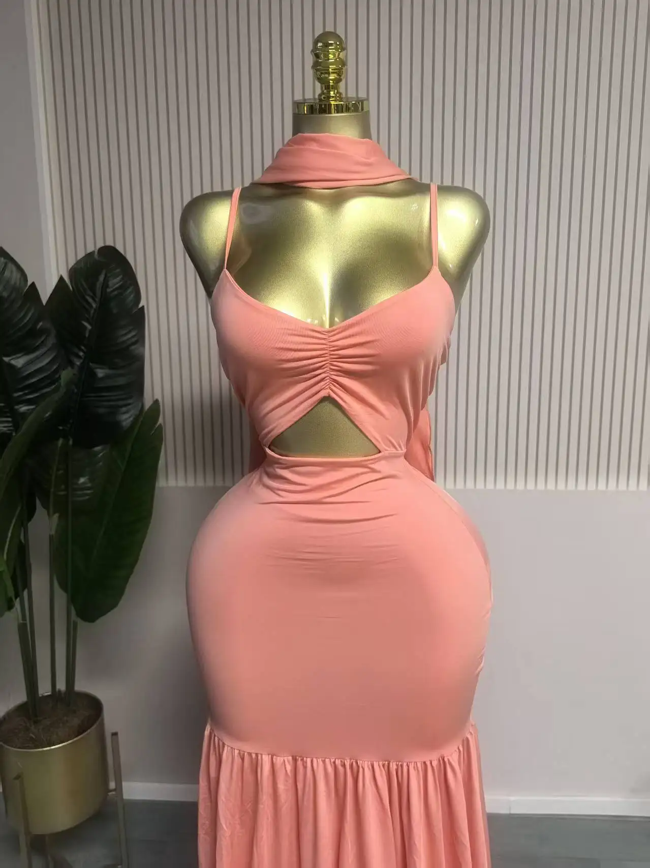 CM.YAYA Women Sleeveless Strap Ruched V-neck Pleated Side Split A-line Midi Maxi Long Dress 2025 Birthday Sexy Party Dresses CM.YAYA Women Sleeveless Strap Ruched V-neck Pleated Side Split A-line Midi Maxi Long Dress 2025 Birthday Sexy Party Dresses