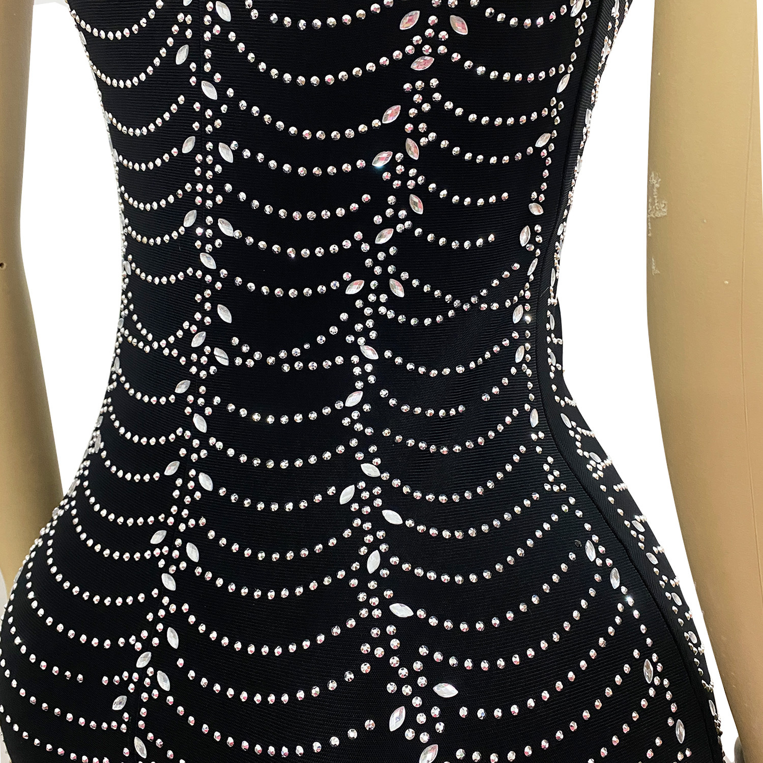 CM.YAYA Spring 2024 Sexy Mesh Rhinestone See Through Sleeveless V-Neck Sexy Birthday Evening Party Dress Long Strap Maxi Dresses CM.YAYA Spring 2024 Sexy Mesh Rhinestone See Through Sleeveless V-Neck Sexy Birthday Evening Party Dress Long Strap Maxi Dresses