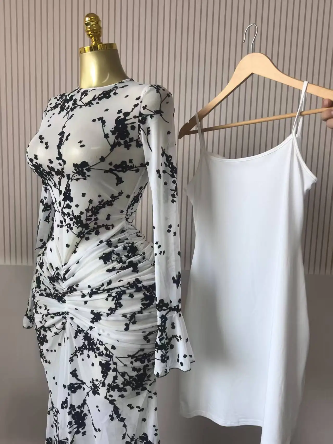 CM.YAYA Women Long Sleeve Stacked Mesh with Lining Bodycon Cocktail Long Dress 2025 Autumn Evening Birthday Sexy Party Dresses CM.YAYA Women Long Sleeve Stacked Mesh with Lining Bodycon Cocktail Long Dress 2025 Autumn Evening Birthday Sexy Party Dresses