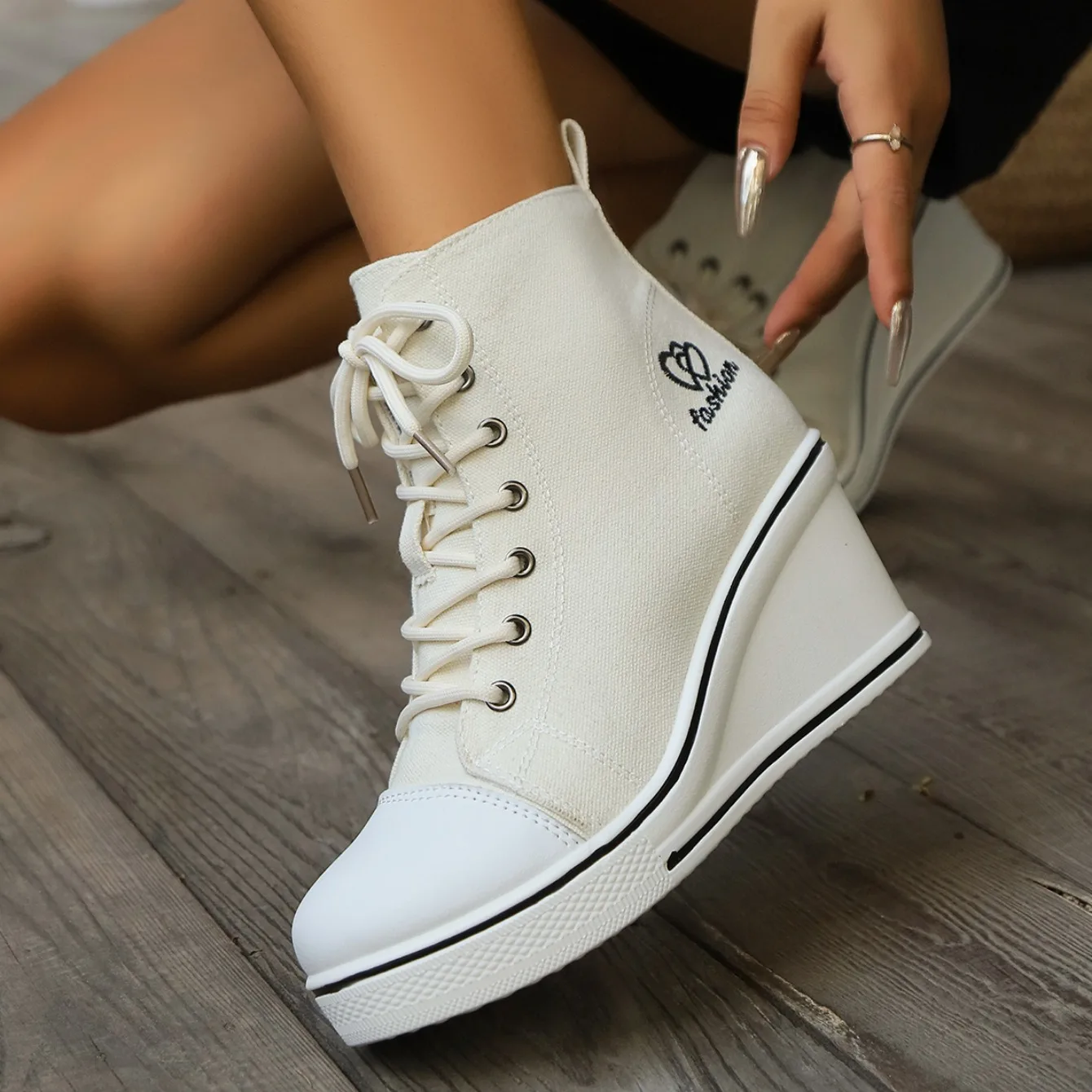 Women Sneakers 2024 New High Tops Wedge Fashion Platform Sneakers Woman Lace Up Height Increase Casual Canvas Shoes for Women