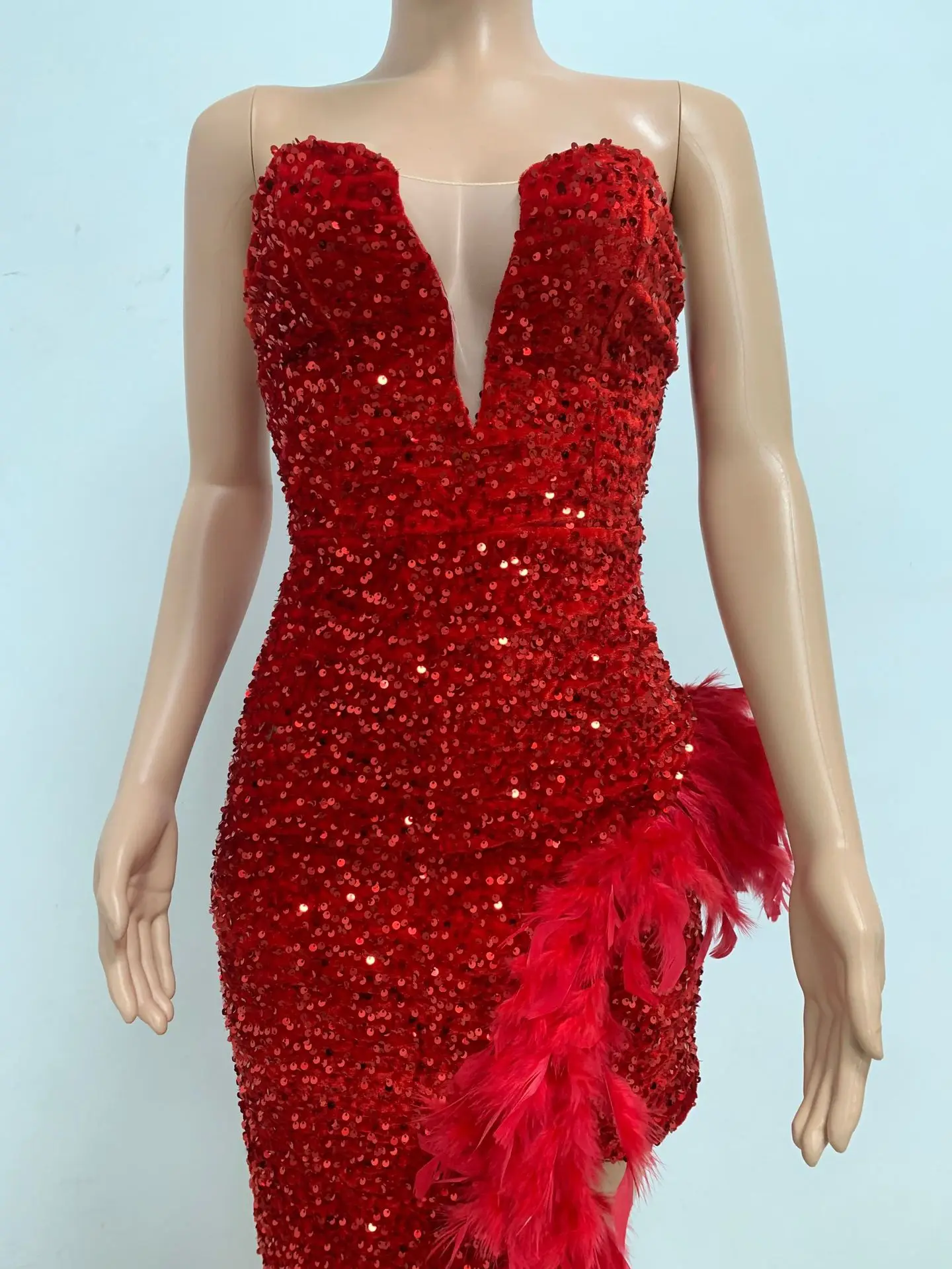 CM.YAYA Women Sequined Strapless Feather High Side Split Strapless Bodycon Midi Maxi Dress Sexy Club Even Party Dresses Vestidos CM.YAYA Women Sequined Strapless Feather High Side Split Strapless Bodycon Midi Maxi Dress Sexy Club Even Party Dresses Vestidos