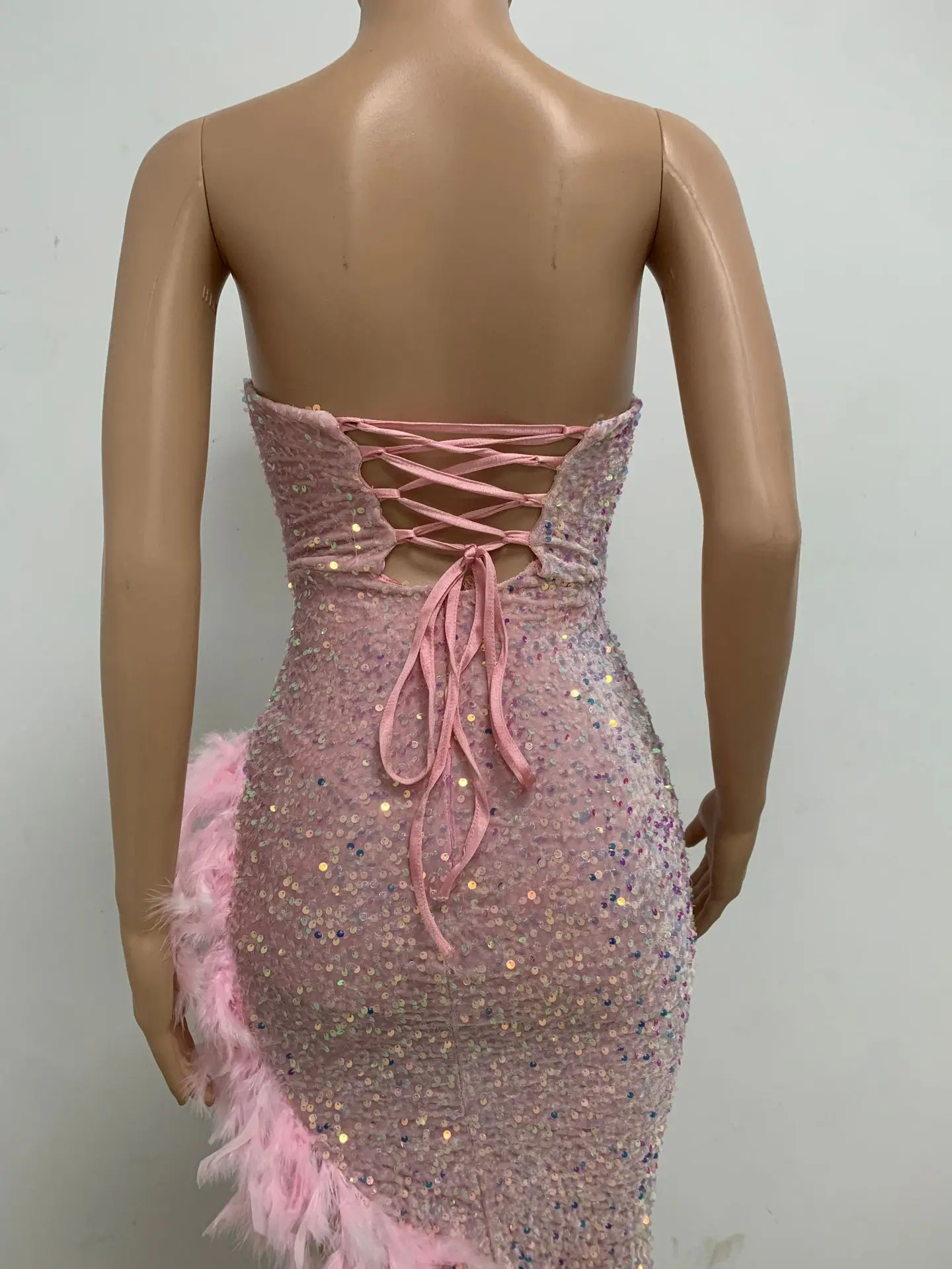 CM.YAYA Women Sequined Strapless Feather High Side Split Strapless Bodycon Midi Maxi Dress Sexy Club Even Party Dresses Vestidos CM.YAYA Women Sequined Strapless Feather High Side Split Strapless Bodycon Midi Maxi Dress Sexy Club Even Party Dresses Vestidos