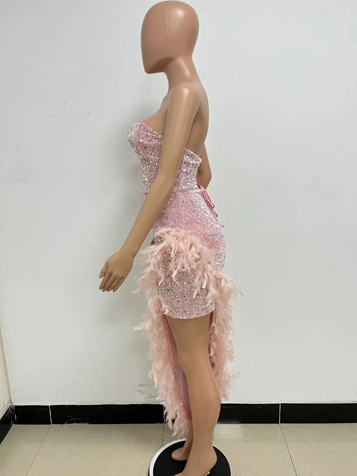 CM.YAYA Women Sequined Strapless Feather High Side Split Strapless Bodycon Midi Maxi Dress Sexy Club Even Party Dresses Vestidos CM.YAYA Women Sequined Strapless Feather High Side Split Strapless Bodycon Midi Maxi Dress Sexy Club Even Party Dresses Vestidos