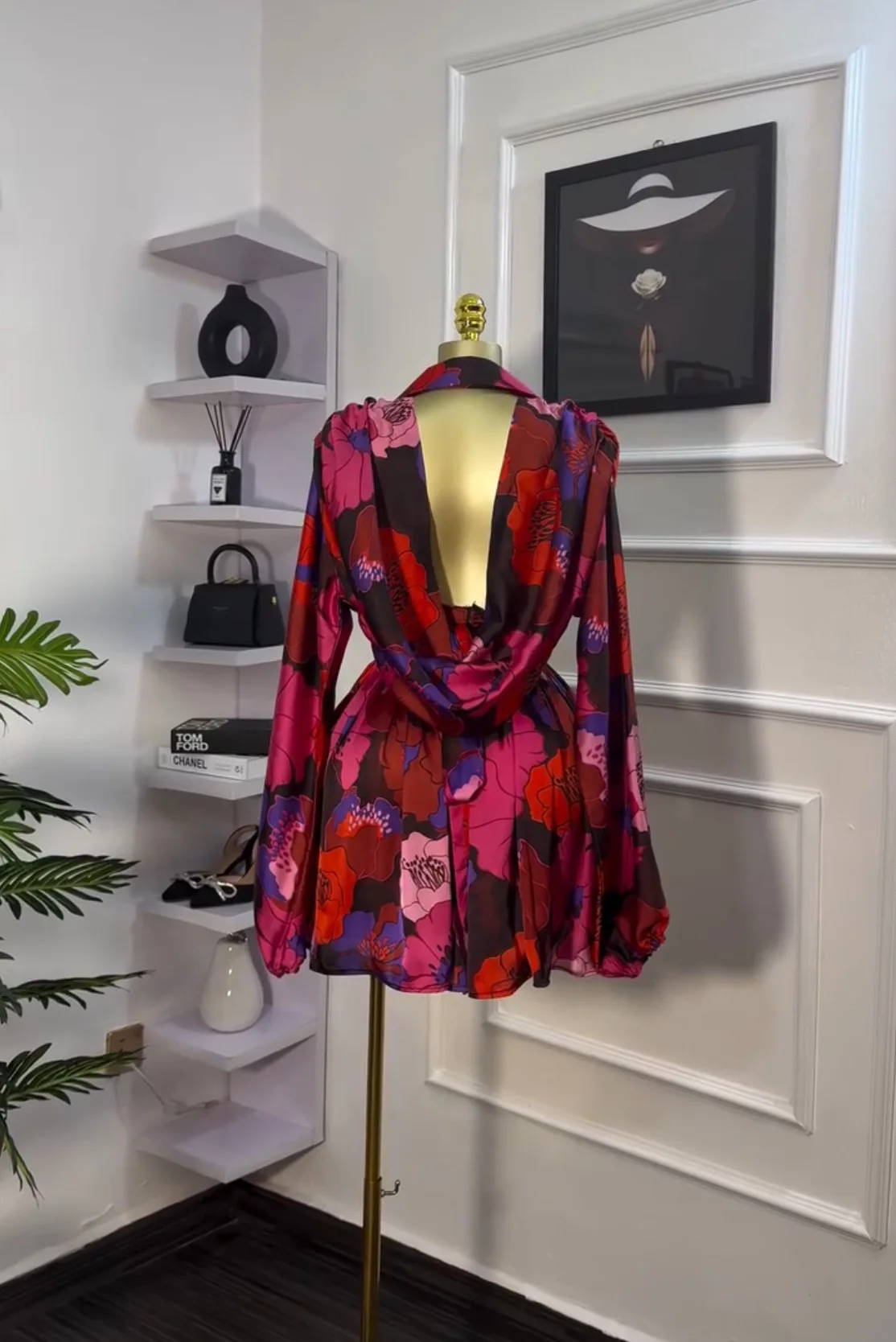 CM.YAYA Women V-neck Long Sleeve Pleated Floral Print Mini Dress Sweet elegant Sexy Birthday Beach Night Party Vestidos Dresses