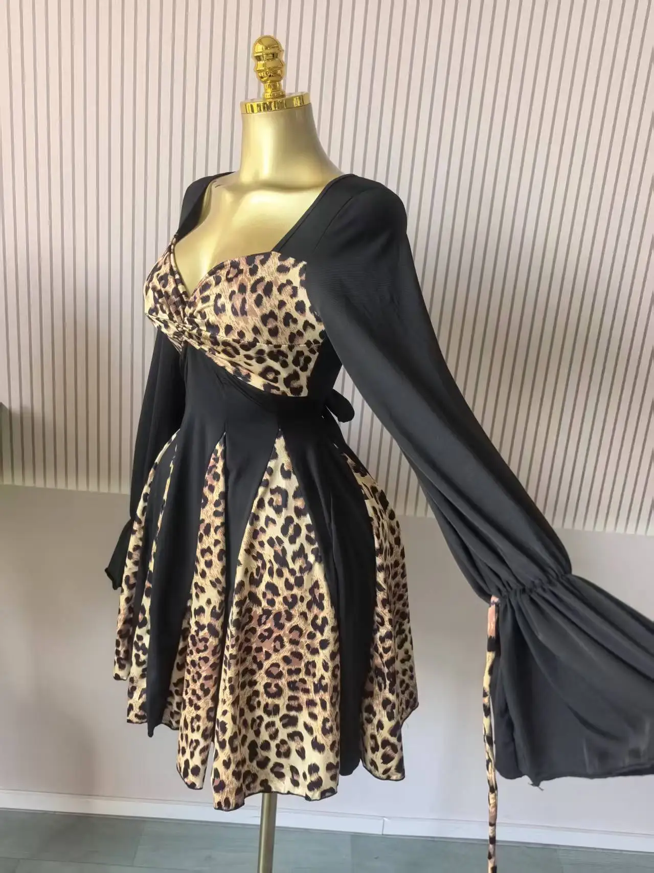 CM.YAYA Women Leopard Printed Patchwork Strapless Long Sleeve A-line Mini Midi Dress Fall Holiday Party Birthday Street Dresses CM.YAYA Women Leopard Printed Patchwork Strapless Long Sleeve A-line Mini Midi Dress Fall Holiday Party Birthday Street Dresses