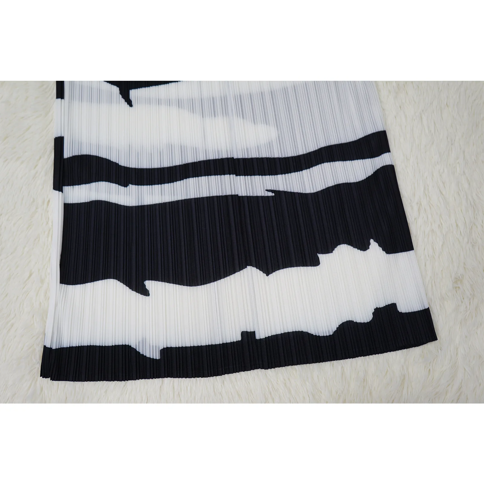 CM.YAYA Elegant Women Pleated Batwing Long Sleeve V-neck Slim Maxi Long Dress INS Fashion Autumn Winter Ruched Dresses Vestidos