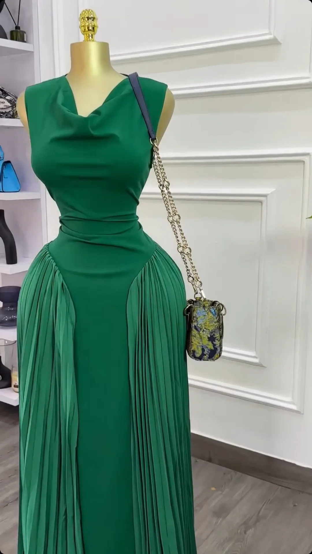 CM.YAYA 2025 Summer Elegant Sleeveless Sweet V-Neck Floor-Length Long Women Dress Beach Party Evening Sexy Pleated Dresses