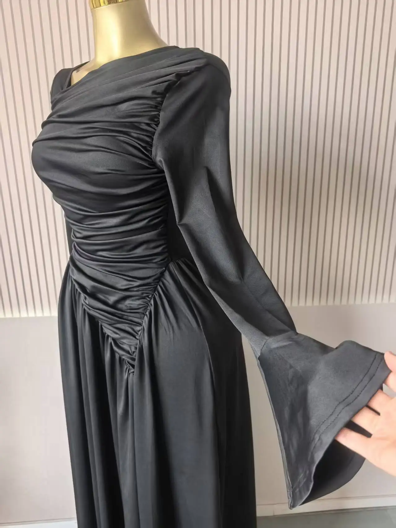 CM.YAYA Women Flare Full Sleeve Skew Collar A-line Stacked Ruched Maxi Long Dress Birthday Holiday Beach Even Dresses Vestidos