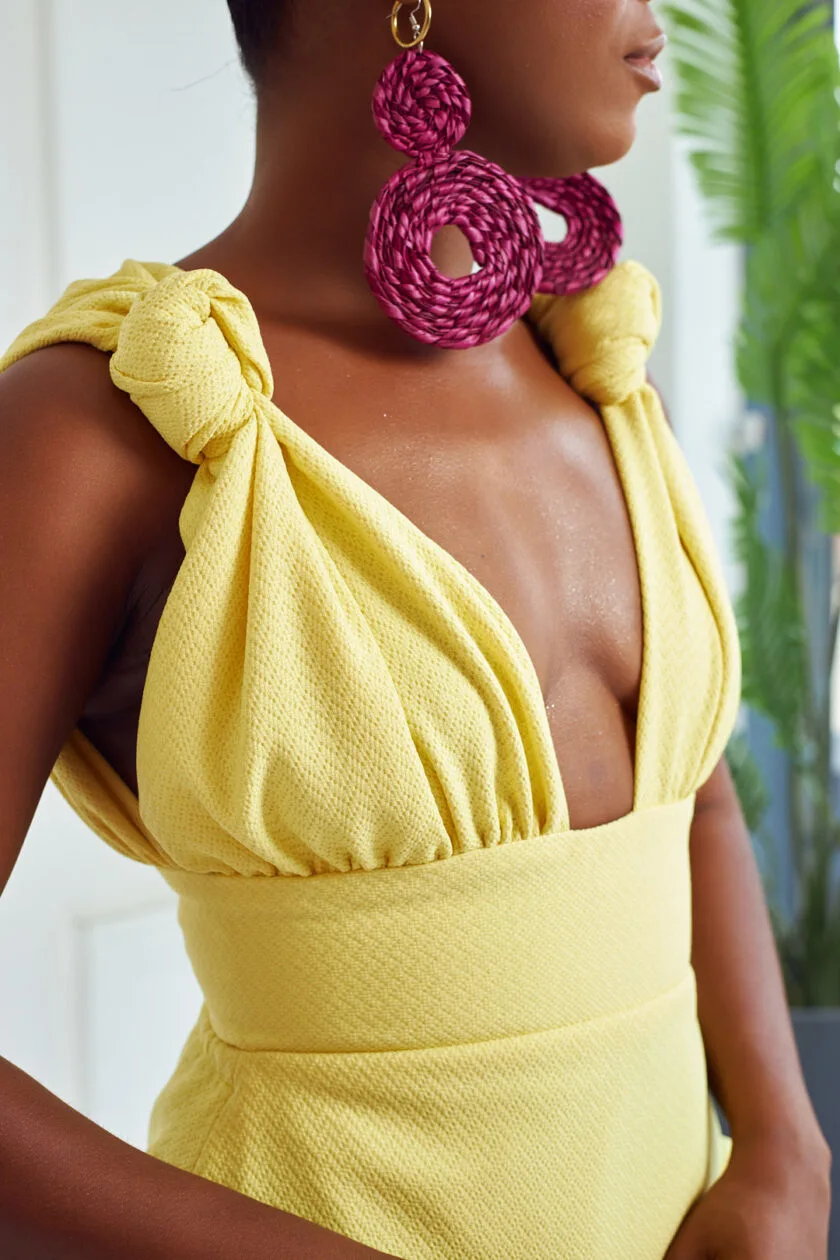 CM.YAYA Summer Women Sleeveless Elegant V-Neck High Waist A-Line Dress Bow Strap Backless Night Club Party Dresses Vestidos