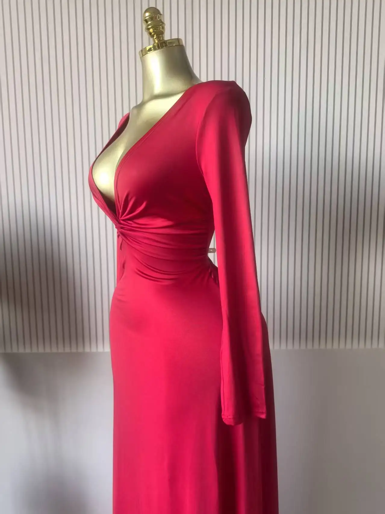 CM.YAYA Women Draped Deep V-neck Fit and Flare Long Maxi Dress 2025 Winter Evening Prom Party Education Vacation Dresses Vestido CM.YAYA Women Draped Deep V-neck Fit and Flare Long Maxi Dress 2025 Winter Evening Prom Party Education Vacation Dresses Vestido