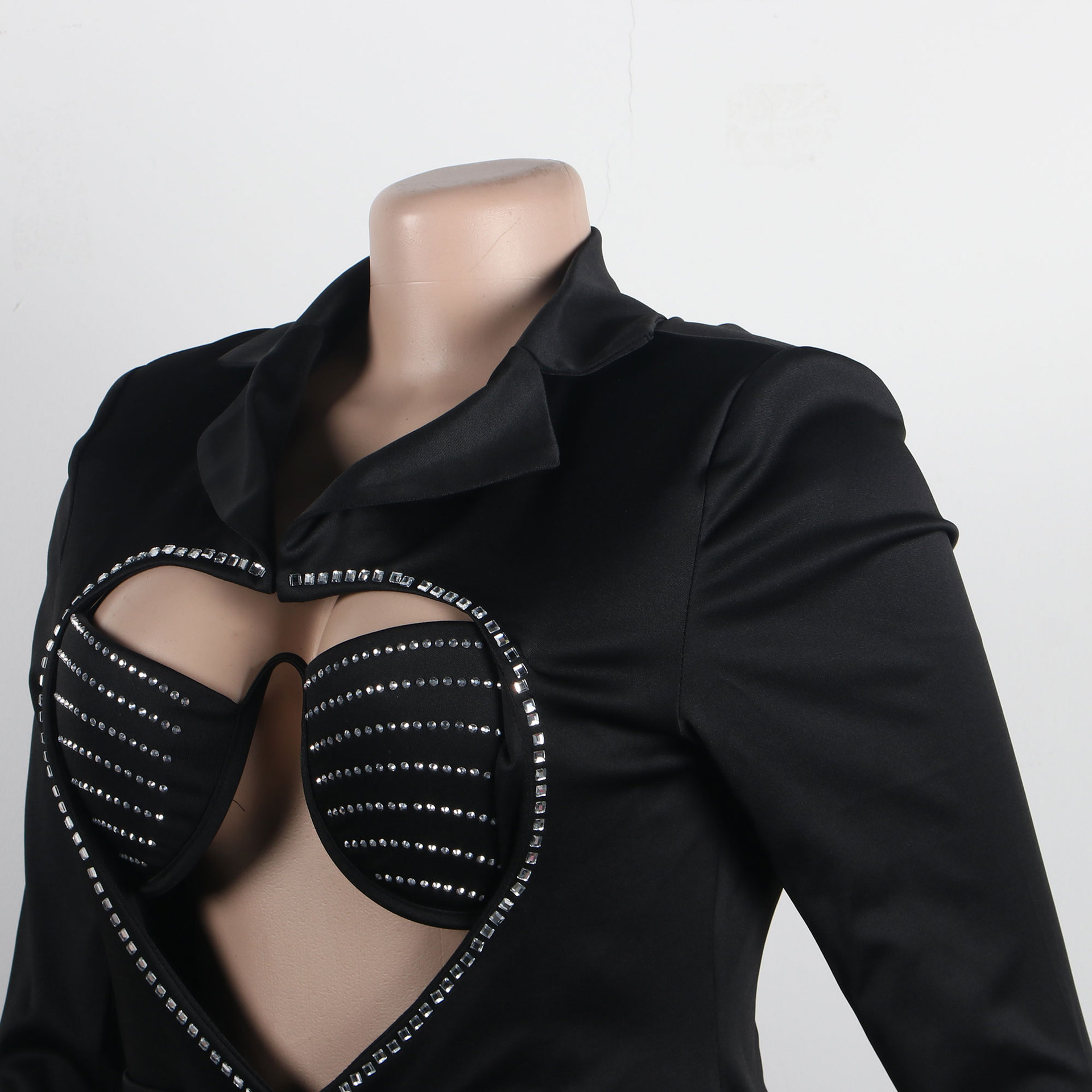 CM.YAYA Women Diamonds Hot Rhinestones Cutout Sweetheart Bodycon Midi Blazer Style Dress with Bra Top Sexy Party Even Dresses