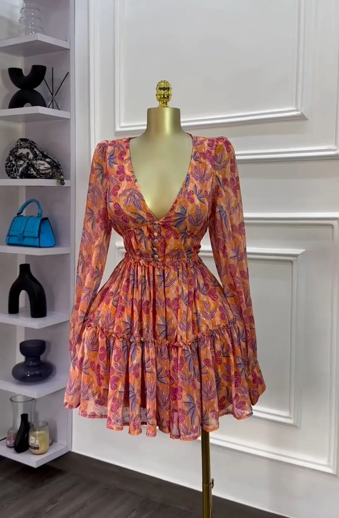 CM.YAYA Women V-neck Long Sleeve Pleated Mini Dress Sweet Elegant Floral Print Sexy Birthday Beach Night Party Vestidos Dresses