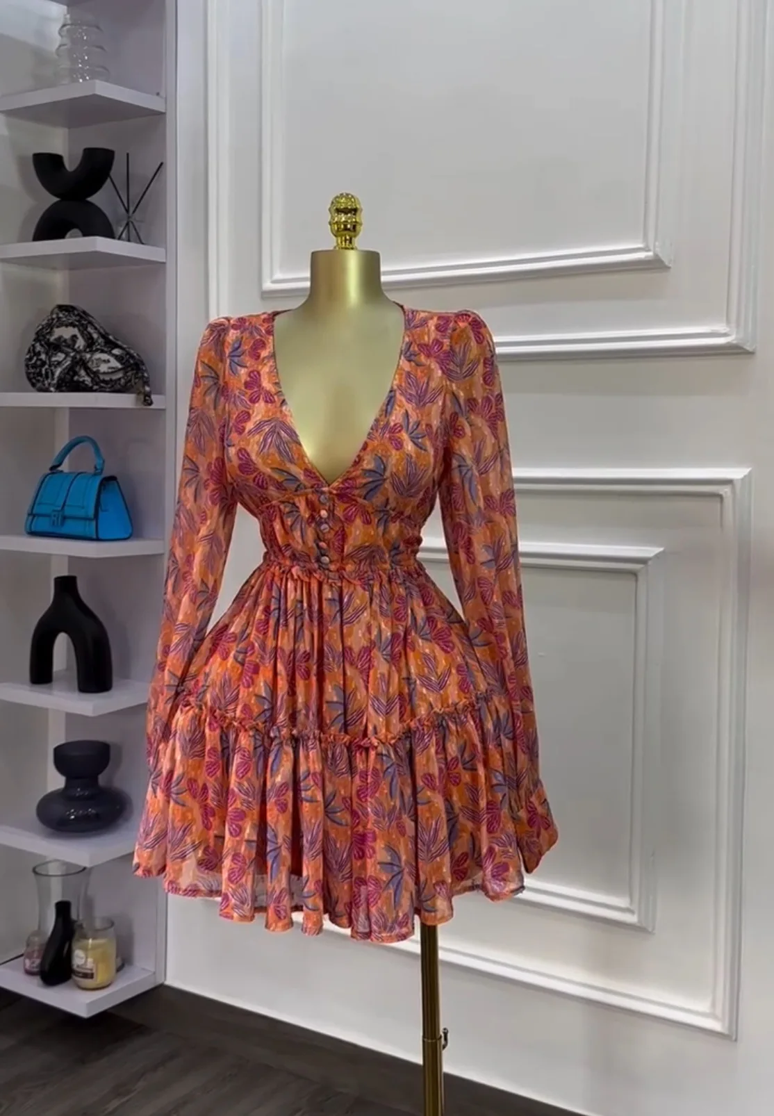 CM.YAYA Women V-neck Long Sleeve Pleated Mini Dress Sweet Elegant Floral Print Sexy Birthday Beach Night Party Vestidos Dresses