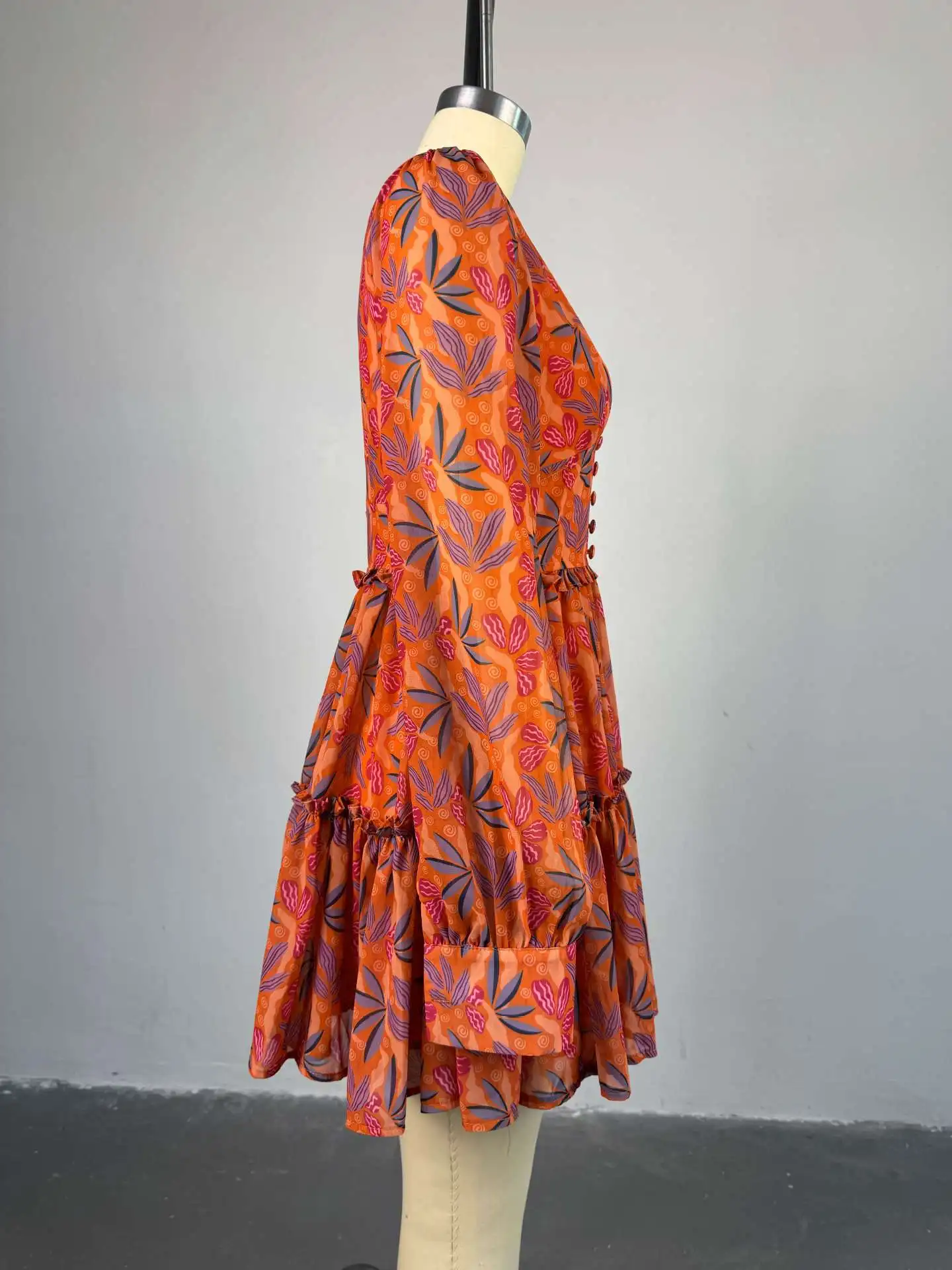 CM.YAYA Women V-neck Long Sleeve Pleated Mini Dress Sweet Elegant Floral Print Sexy Birthday Beach Night Party Vestidos Dresses