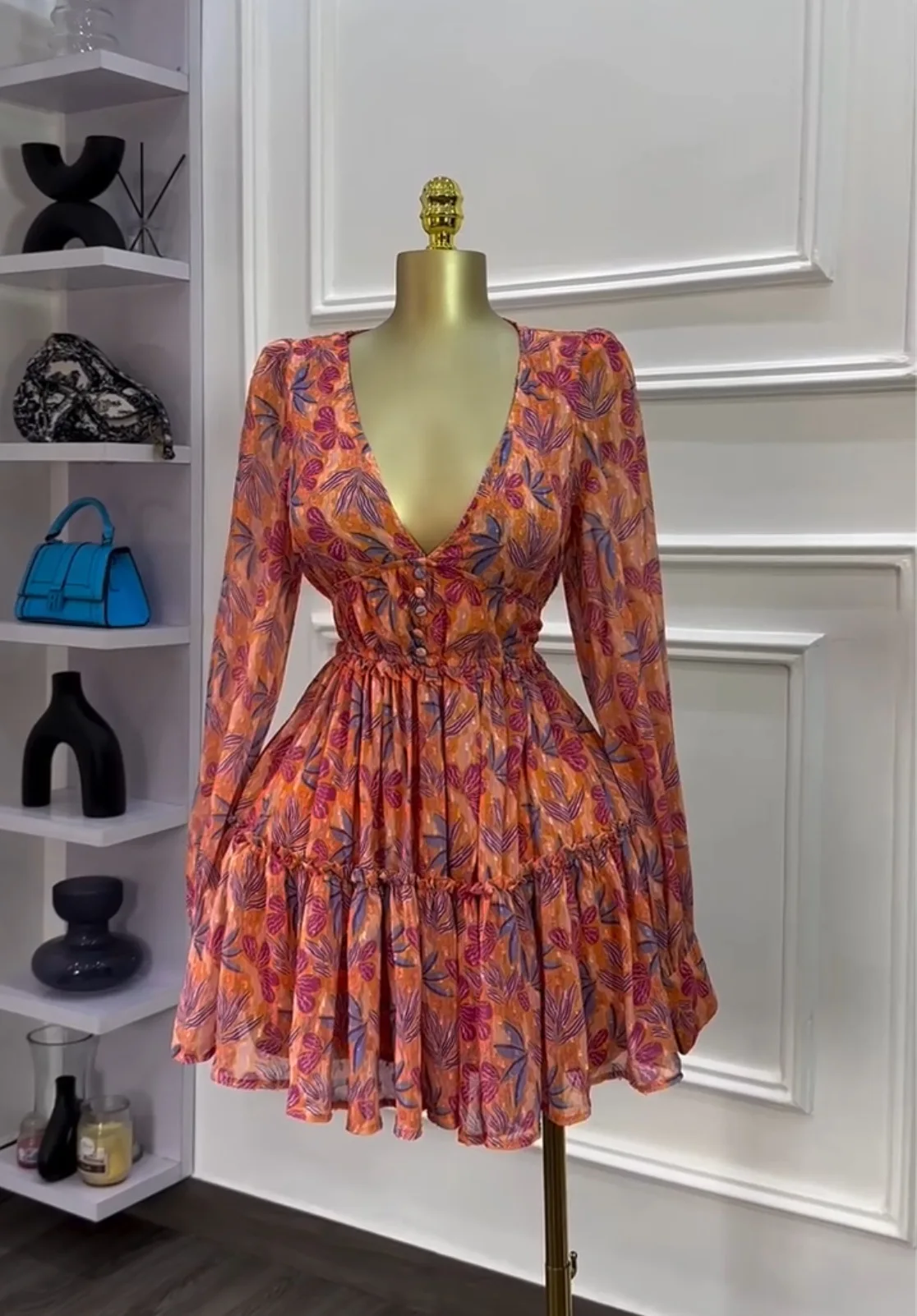 CM.YAYA Women V-neck Long Sleeve Pleated Mini Dress Sweet Elegant Floral Print Sexy Birthday Beach Night Party Vestidos Dresses