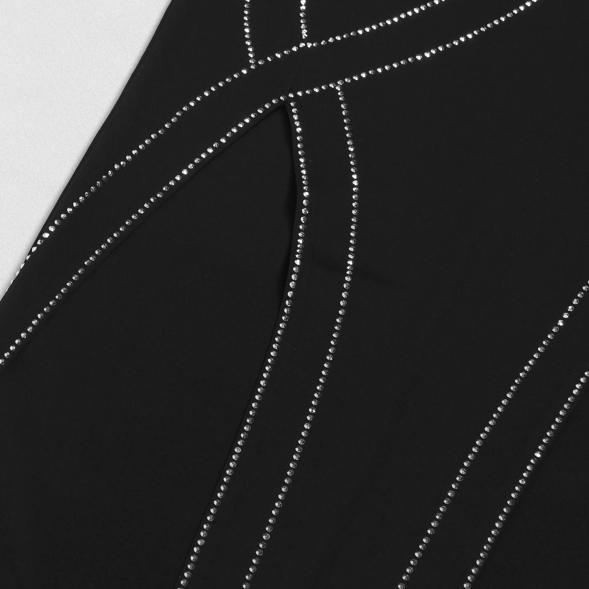 CM.YAYA 2025 Spring Diamonds Hot Rhinestones Cross V-neck Women Sleeveless Long Dress Birthday Party Evening Prom Maxi Dresses