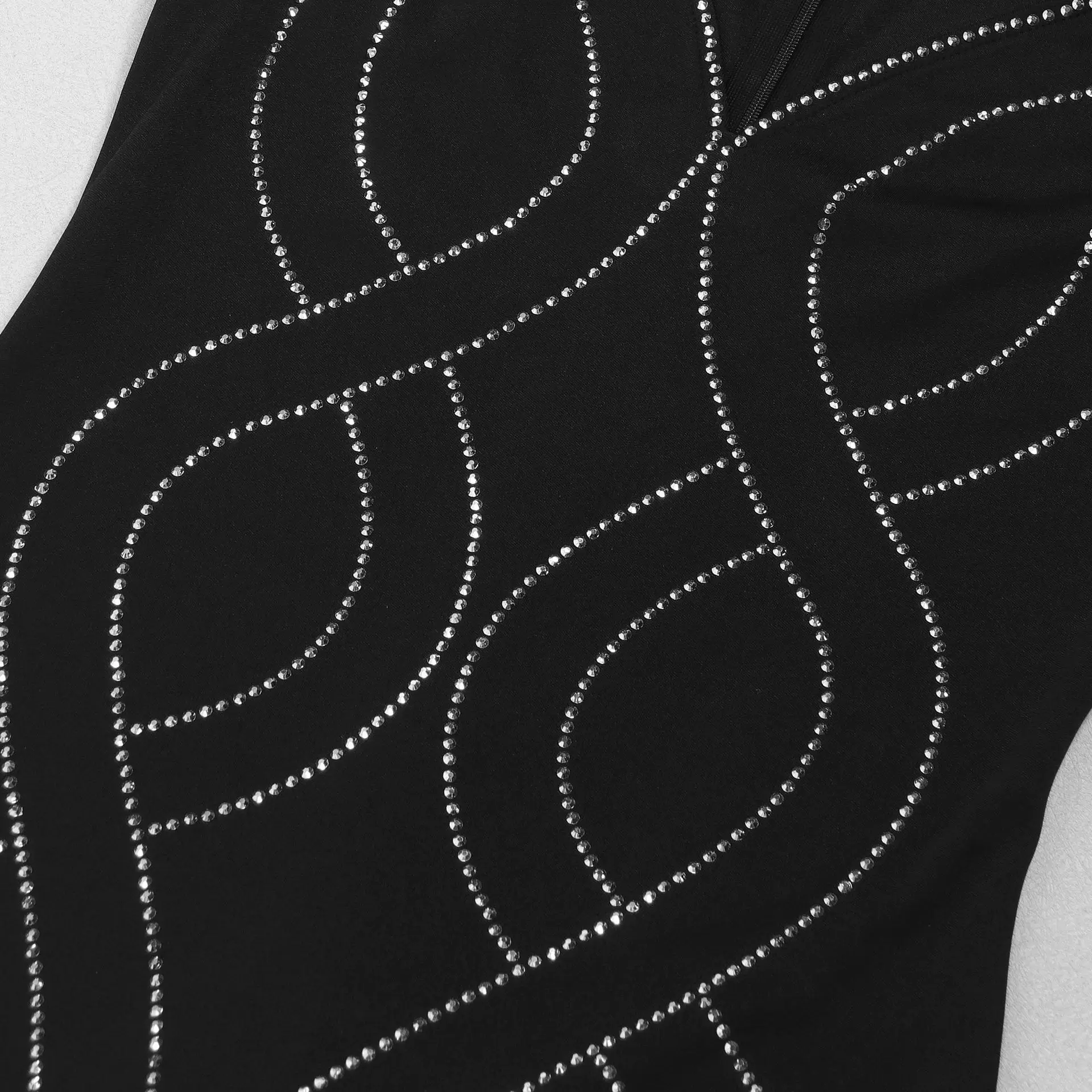 CM.YAYA 2025 Spring Diamonds Hot Rhinestones Cross V-neck Women Sleeveless Long Dress Birthday Party Evening Prom Maxi Dresses