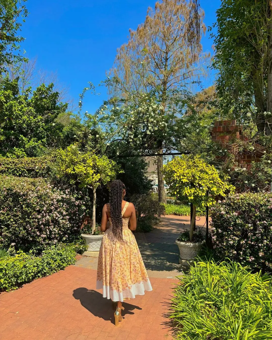 CM.YAYA Women Sleeveless Strap Floral Print Sweet Long Maxi Dress Holiday Beach Evening Sexy Girl Party Pleated Dresses Vestidos