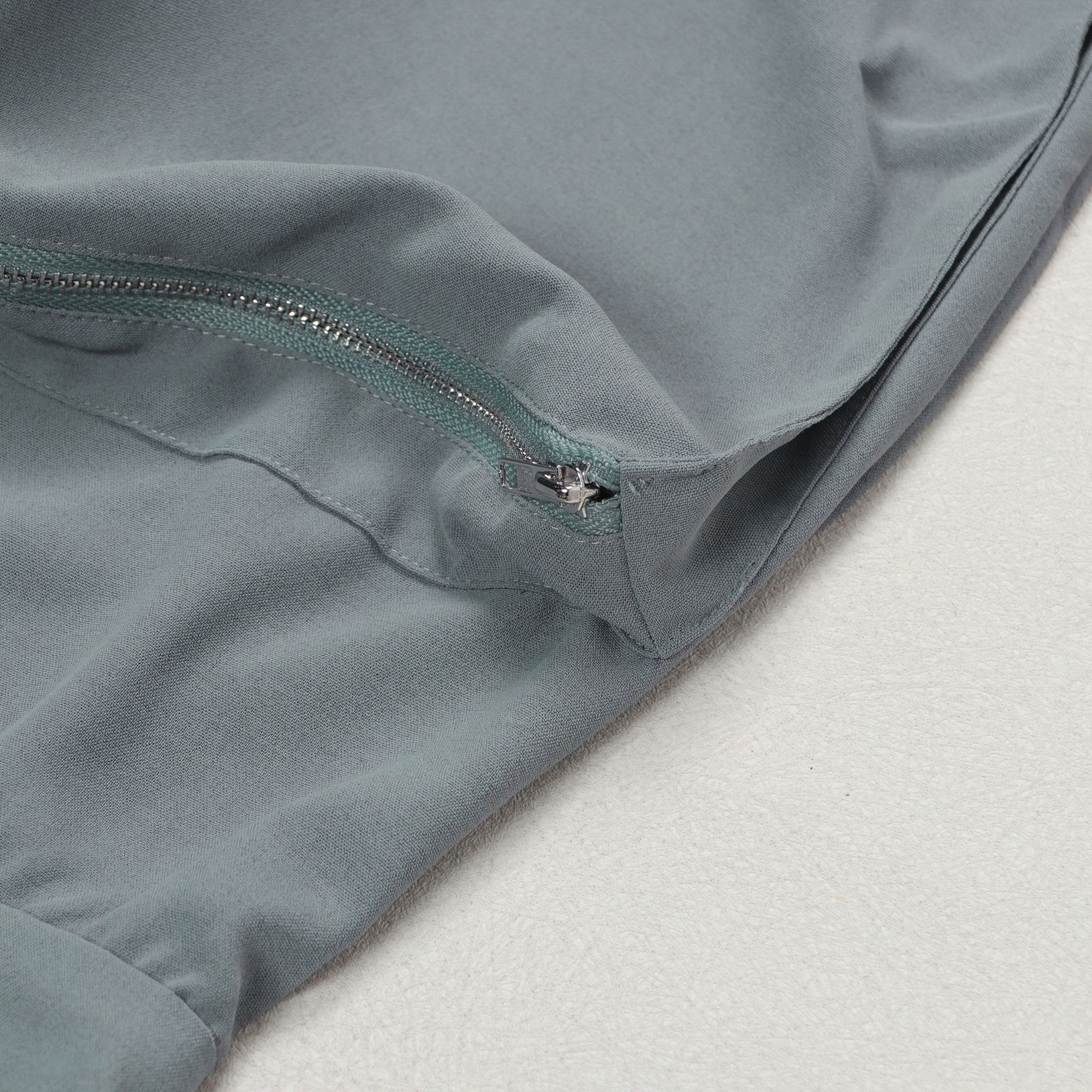 CM.YAYA 2025 Summer O-neck Mult Pockets Cargo Midi Long Dress Women Sleeveless Casual Bodycon Night Club Party Dresses Vestidos