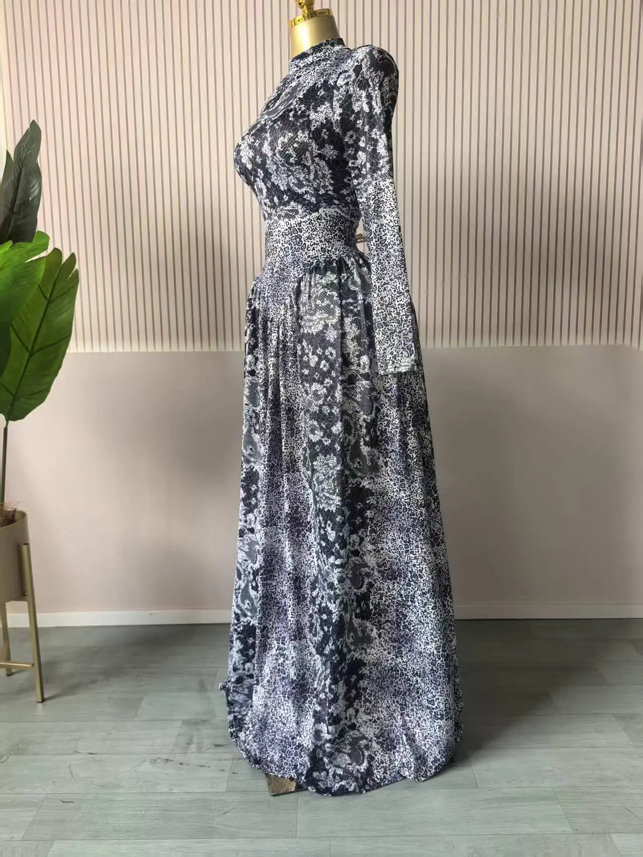 CM.YAYA Women Print Round Neckline Long Sleeve Long Maxi Dress 2026 Spring Evening Party Education Vacation Dresses Vestidos CM.YAYA Women Print Round Neckline Long Sleeve Long Maxi Dress 2026 Spring Evening Party Education Vacation Dresses Vestidos