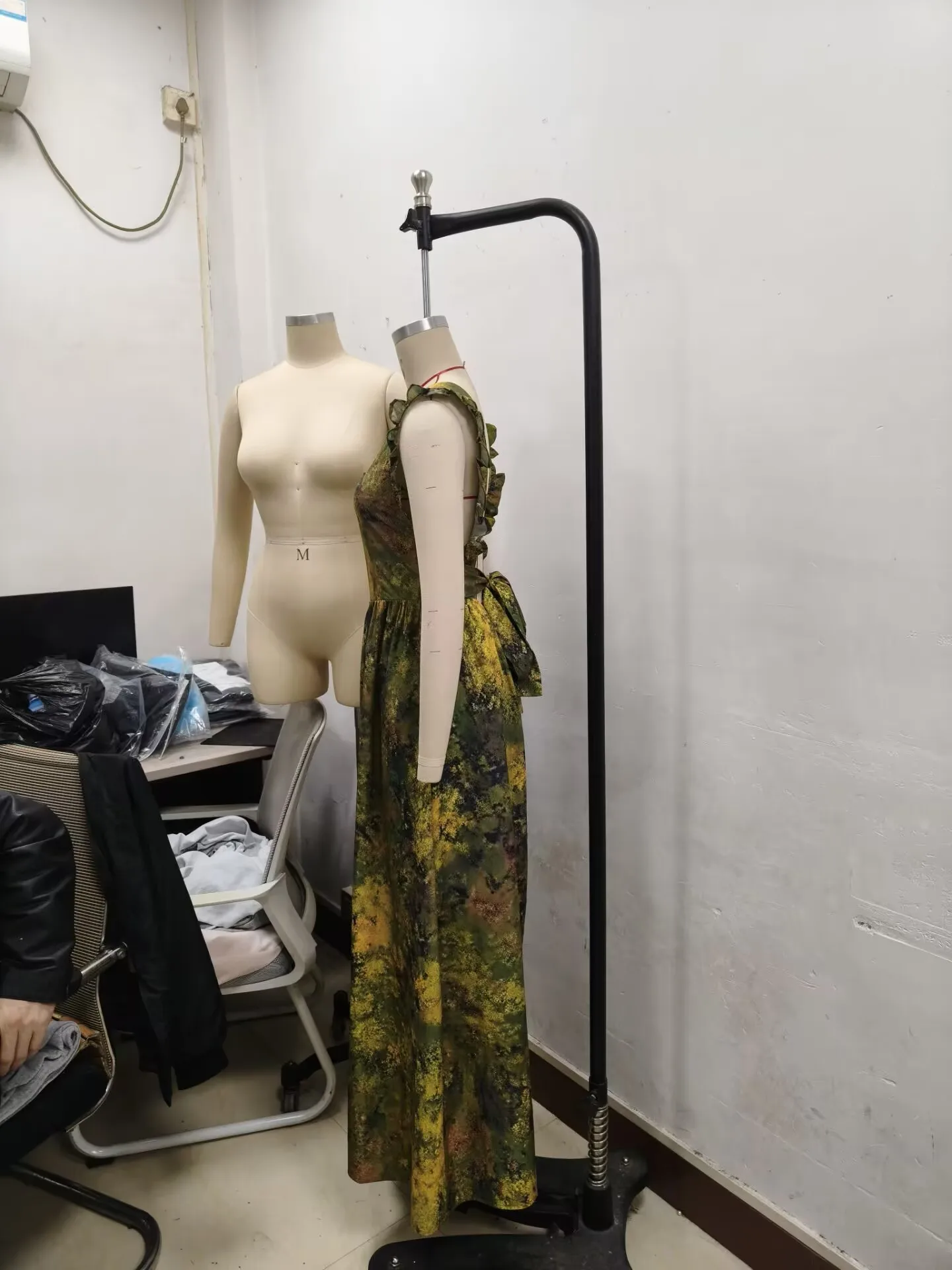 CM.YAYA Elegant Women Tie Dye Print Ruffles Sleeveless Floor-Length Long Dress African Evening Beach Party Birthday Sexy Dresses CM.YAYA Elegant Women Tie Dye Print Ruffles Sleeveless Floor-Length Long Dress African Evening Beach Party Birthday Sexy Dresses