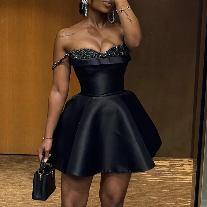 CM.YAYA Women Strapless Sleeveless Sequined Big Swing Bodycon Midi Dress 2024 INS Elegant Club Evening Sexy Party Mini Dresses CM.YAYA Women Strapless Sleeveless Sequined Big Swing Bodycon Midi Dress 2024 INS Elegant Club Evening Sexy Party Mini Dresses