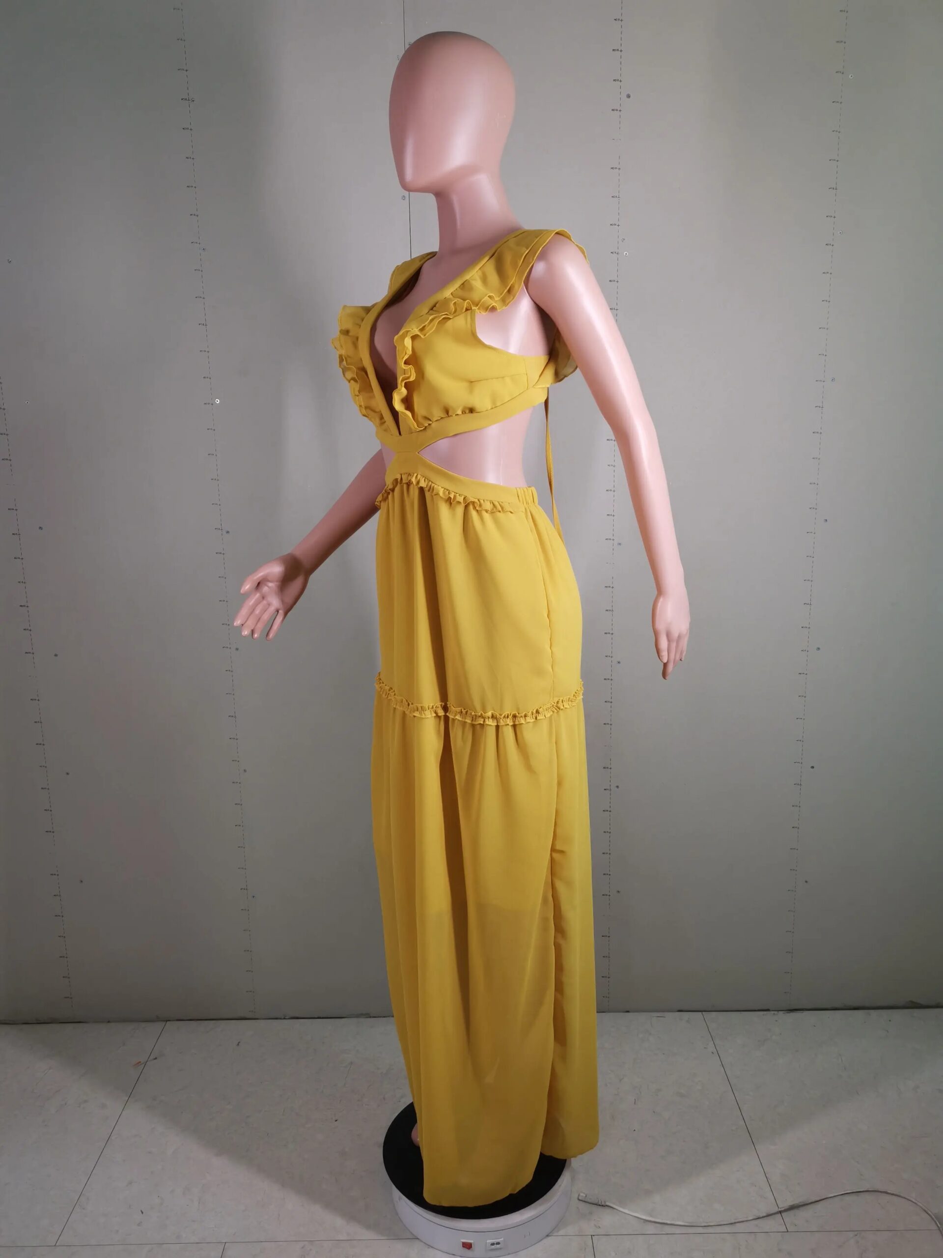 CM.YAYA Summer Women Ruffles V-neck Sleeveless Lace Up Open Back Maxi Long Dress 2022 New Beach Holiday Dresses