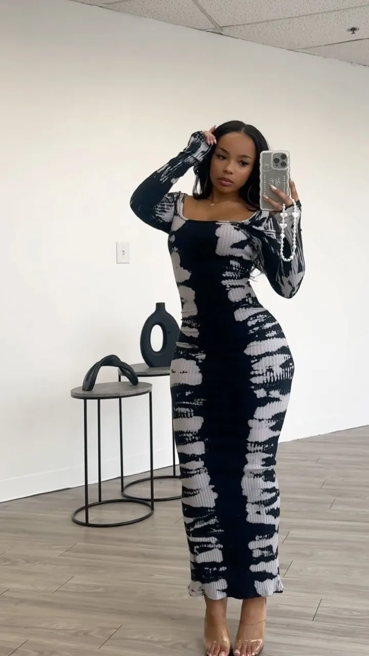 CM.YAYA 2024 Spring O-neck Women Long Sleeve Long Maxi Dress Elastic Print Sexy Party Night Club Birthday Bodycon Street Dresses