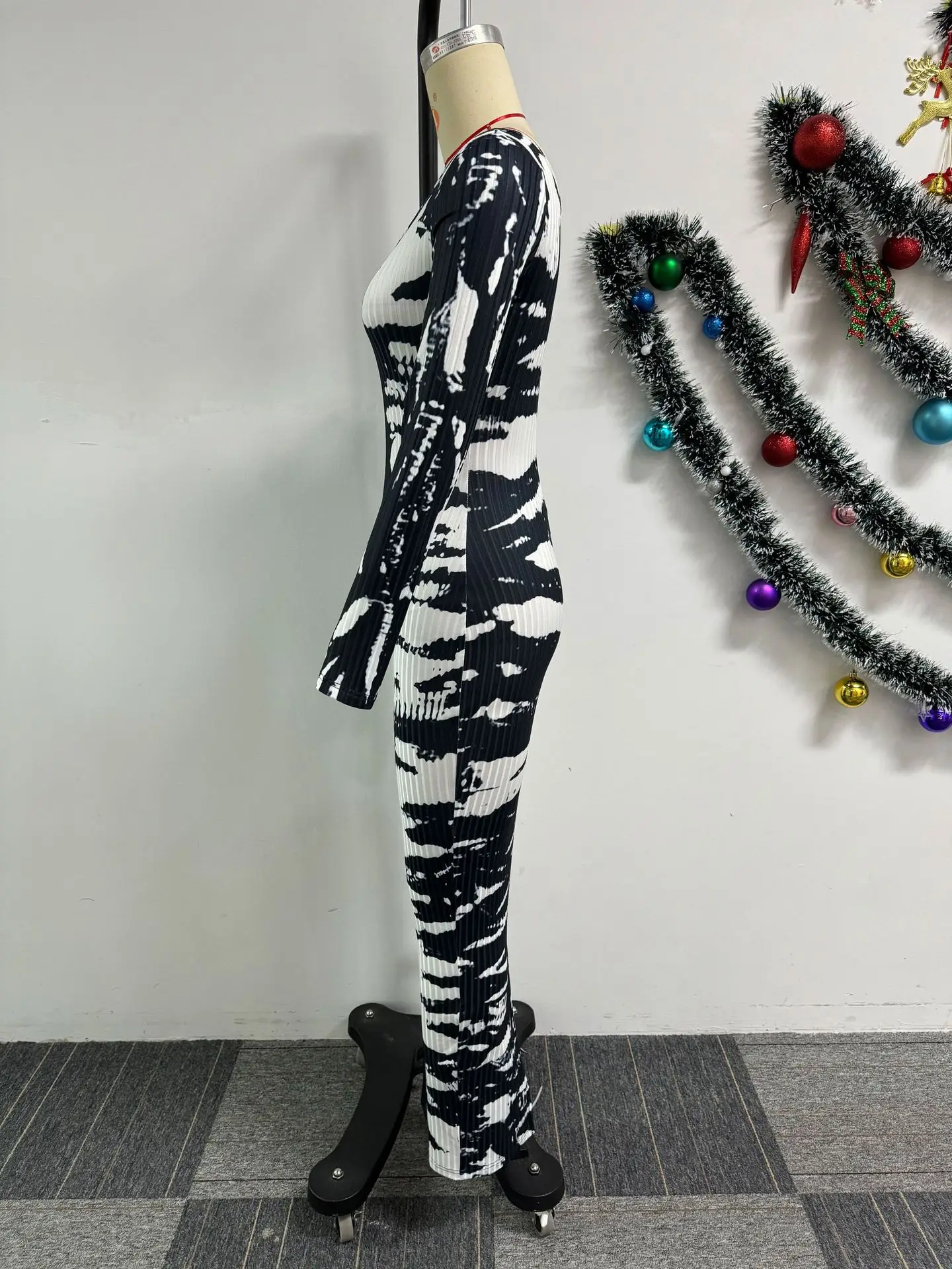 CM.YAYA 2024 Spring O-neck Women Long Sleeve Long Maxi Dress Elastic Print Sexy Party Night Club Birthday Bodycon Street Dresses