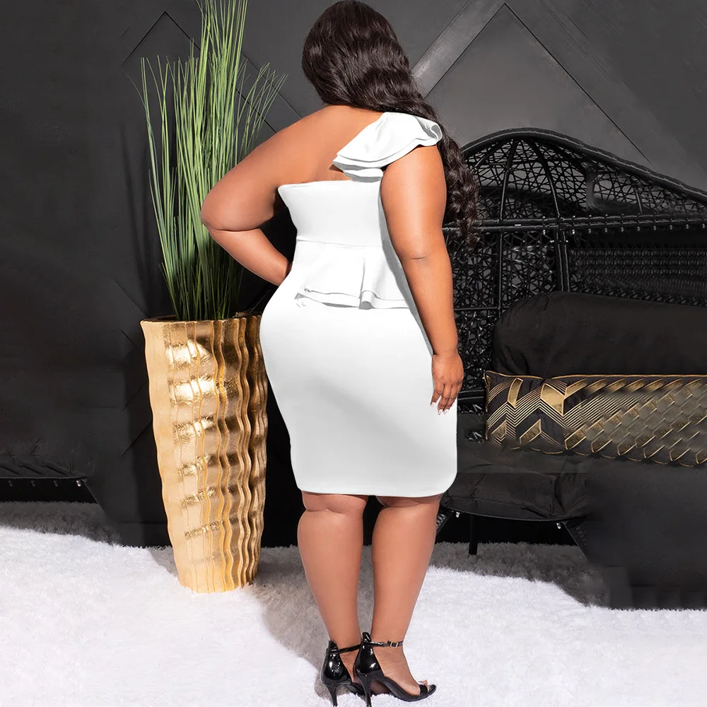 CM.YAYA Plus Size Women Ruffles Shoulder Sleeveless Bodycon Midi Dress 2023 Fashion INS Curve Sexy Party Club Dresses Vestidos