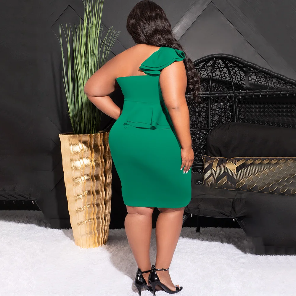 CM.YAYA Plus Size Women Ruffles Shoulder Sleeveless Bodycon Midi Dress 2023 Fashion INS Curve Sexy Party Club Dresses Vestidos