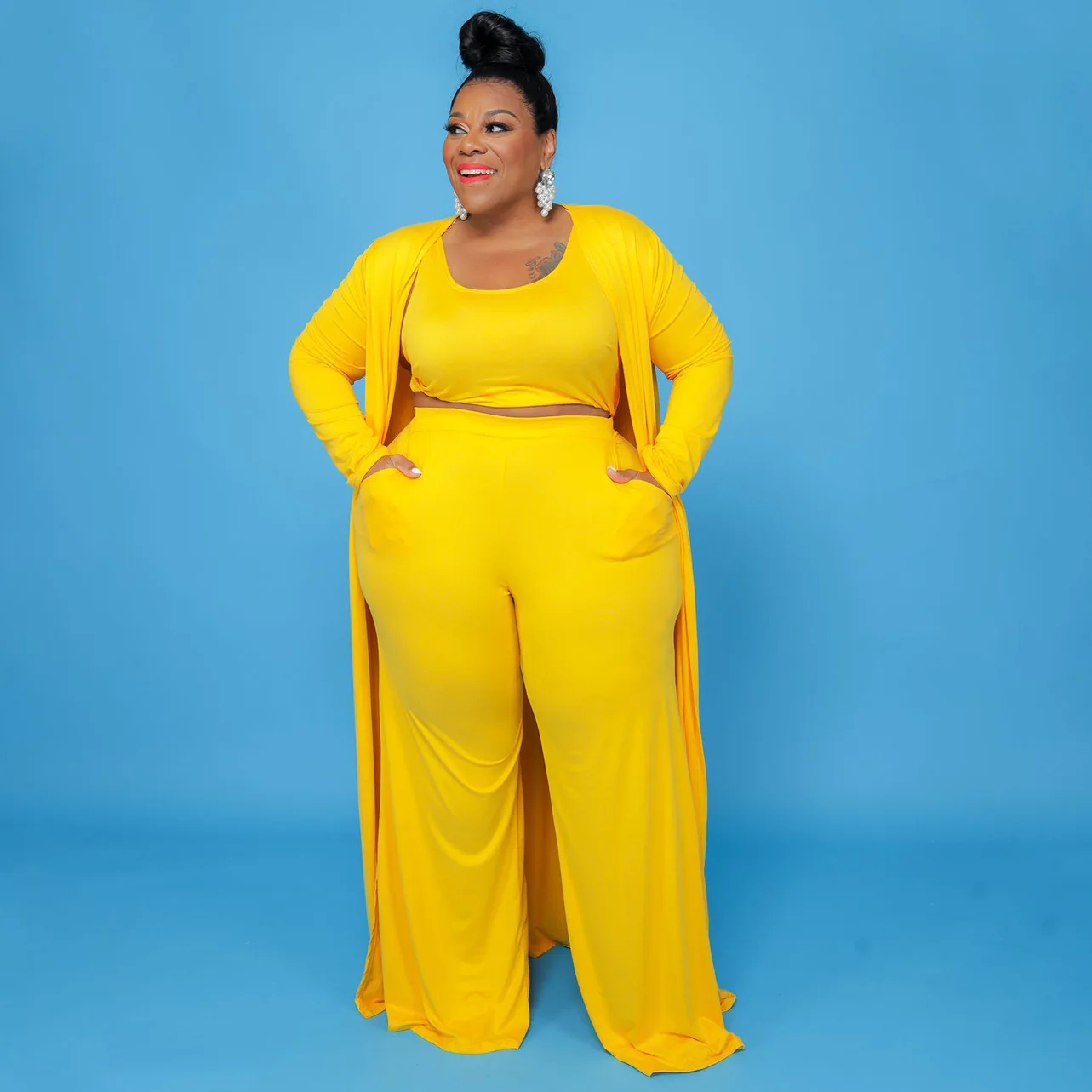 CM.YAYA Plus Size Women Straight Pants Suit + Long Open Stitch Clock + Tank Matching 3-piece Set Outftis Street Curve Tracksuit CM.YAYA Plus Size Women Straight Pants Suit + Long Open Stitch Clock + Tank Matching 3-piece Set Outftis Street Curve Tracksuit
